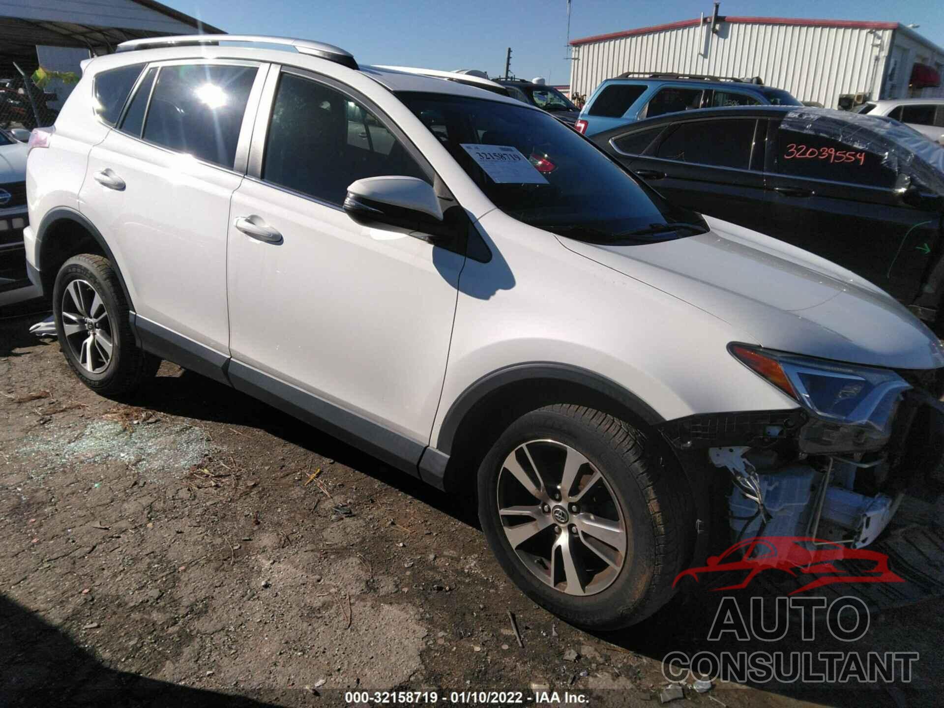 TOYOTA RAV4 2016 - JTMWFREV6GJ074173