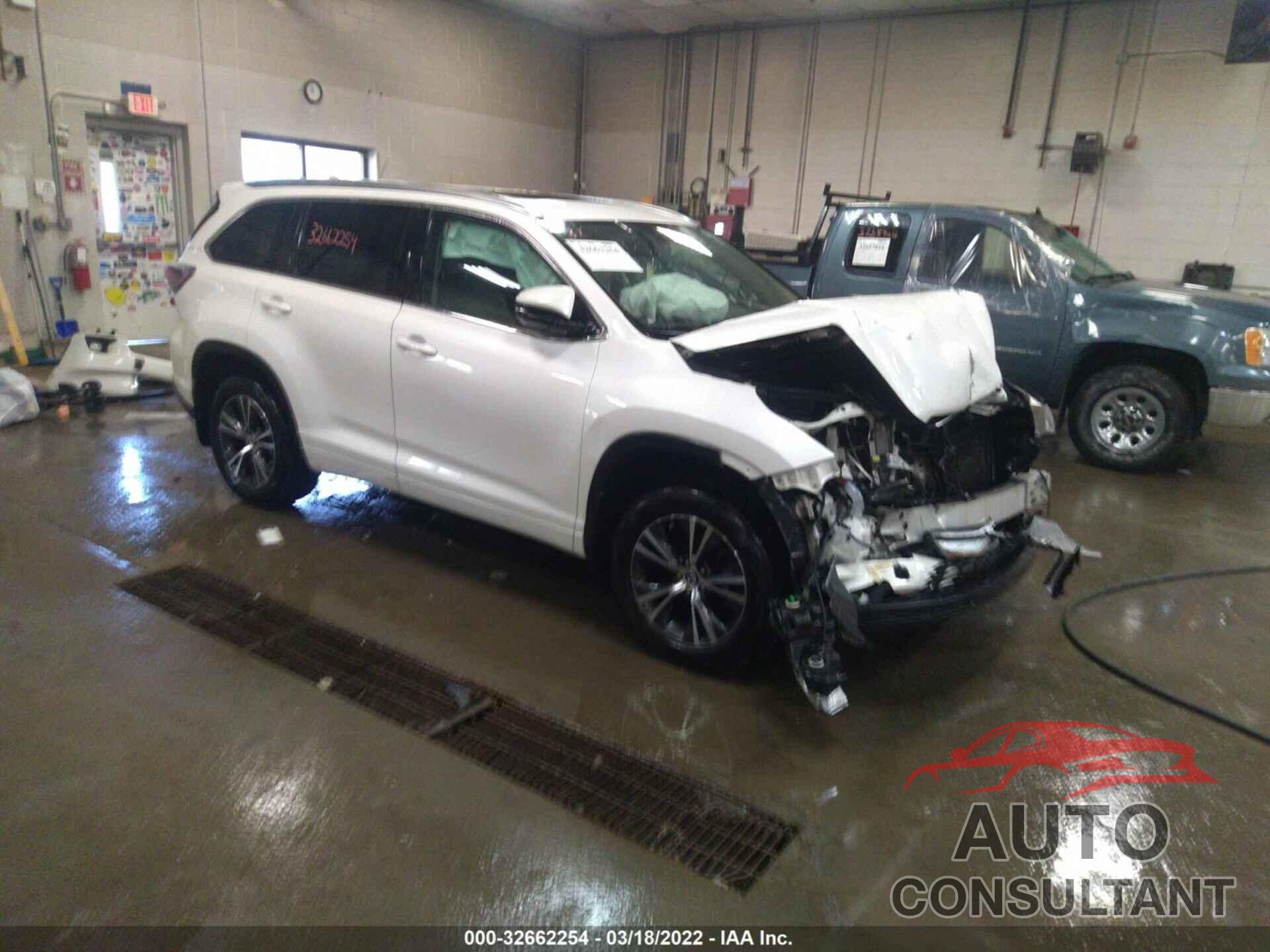 TOYOTA HIGHLANDER 2016 - 5TDJKRFH6GS349171