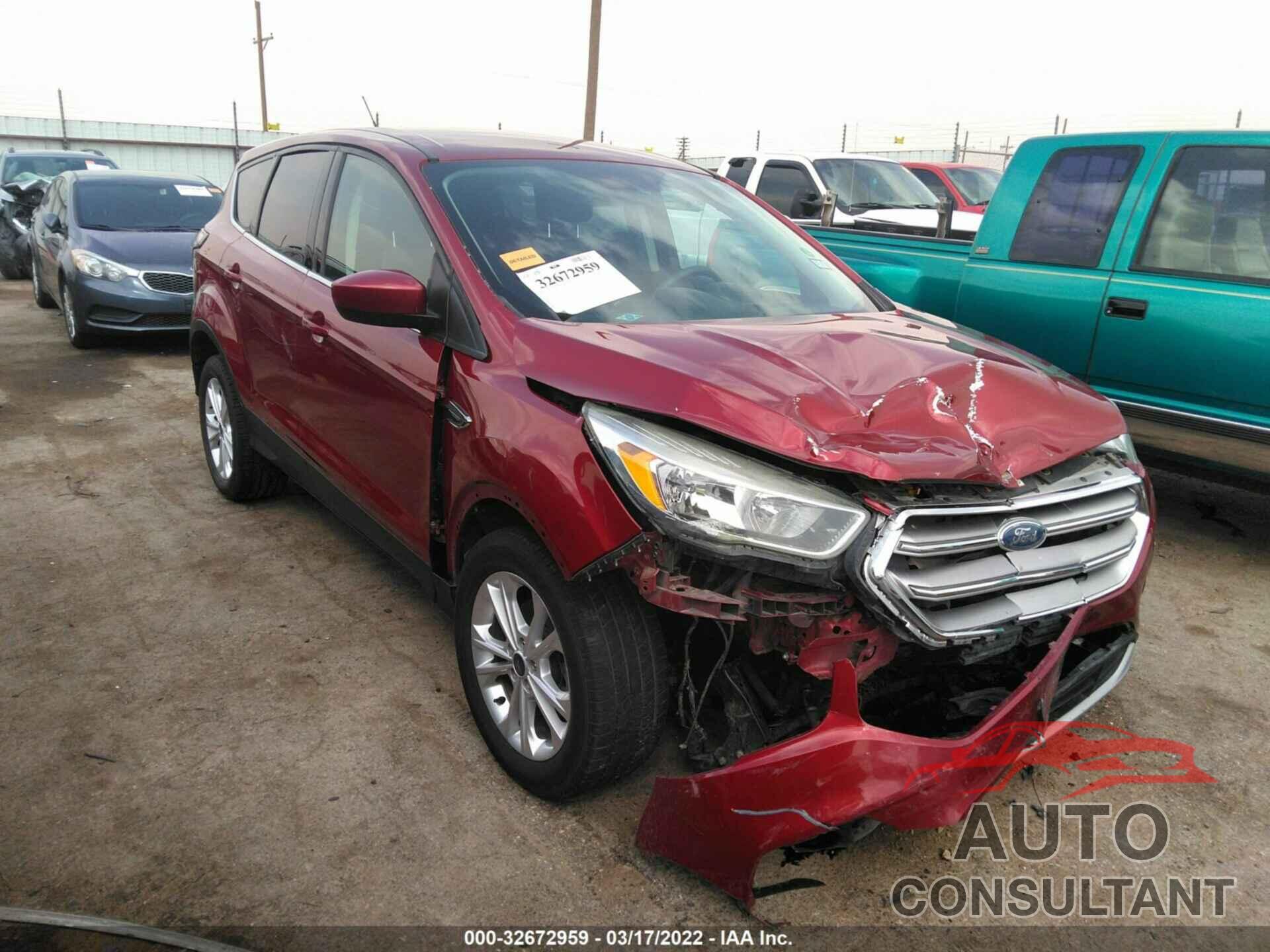 FORD ESCAPE 2017 - 1FMCU0GD3HUB88894