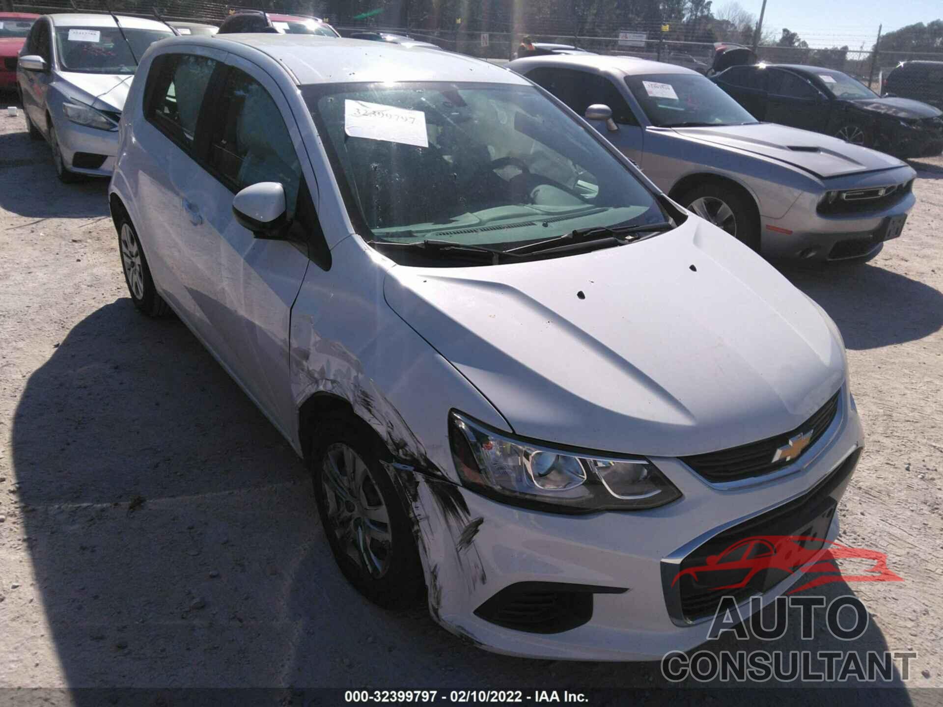 CHEVROLET SONIC 2017 - 1G1JG6SH7H4164722