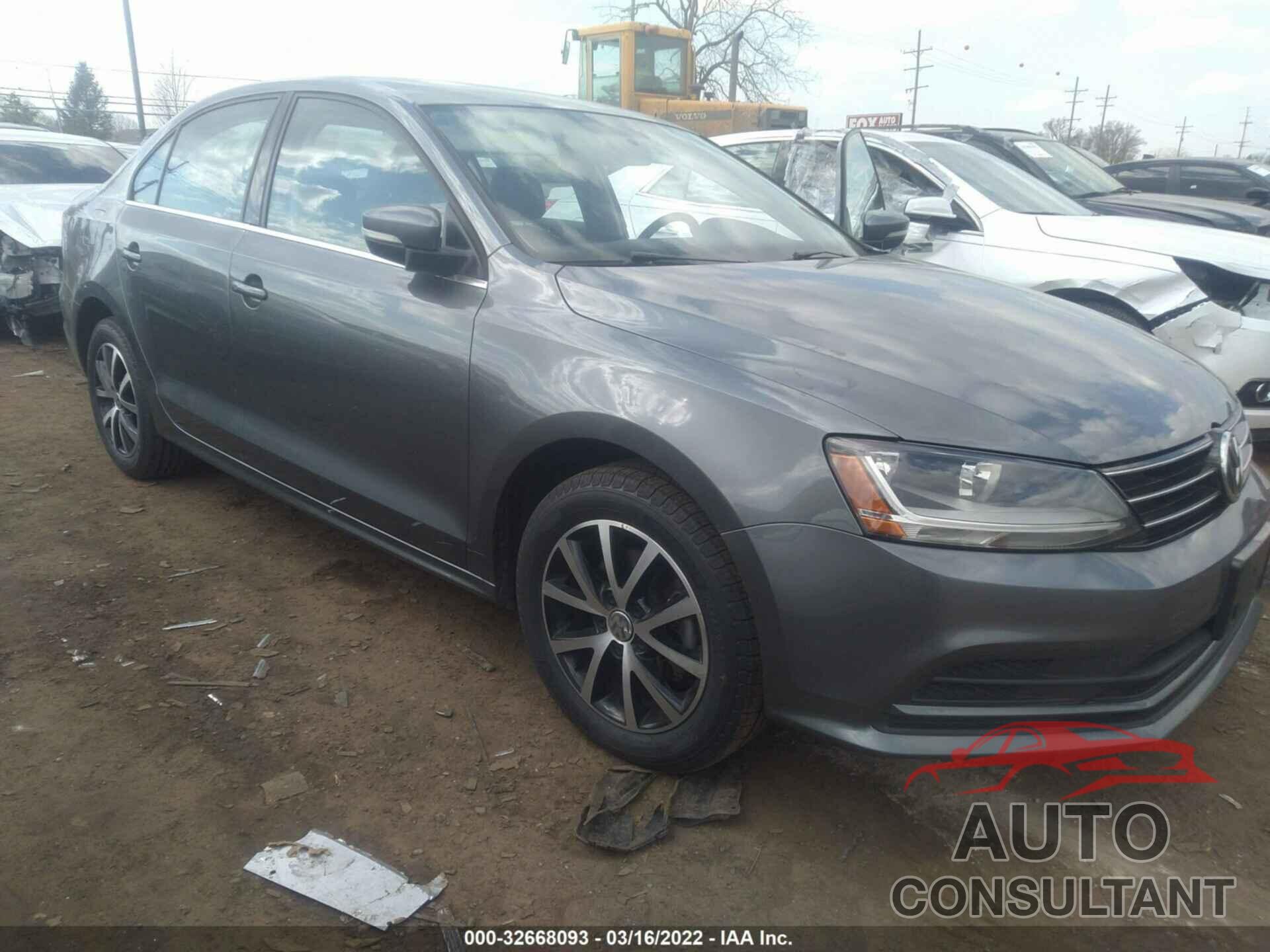 VOLKSWAGEN JETTA 2017 - 3VWDB7AJ5HM404820