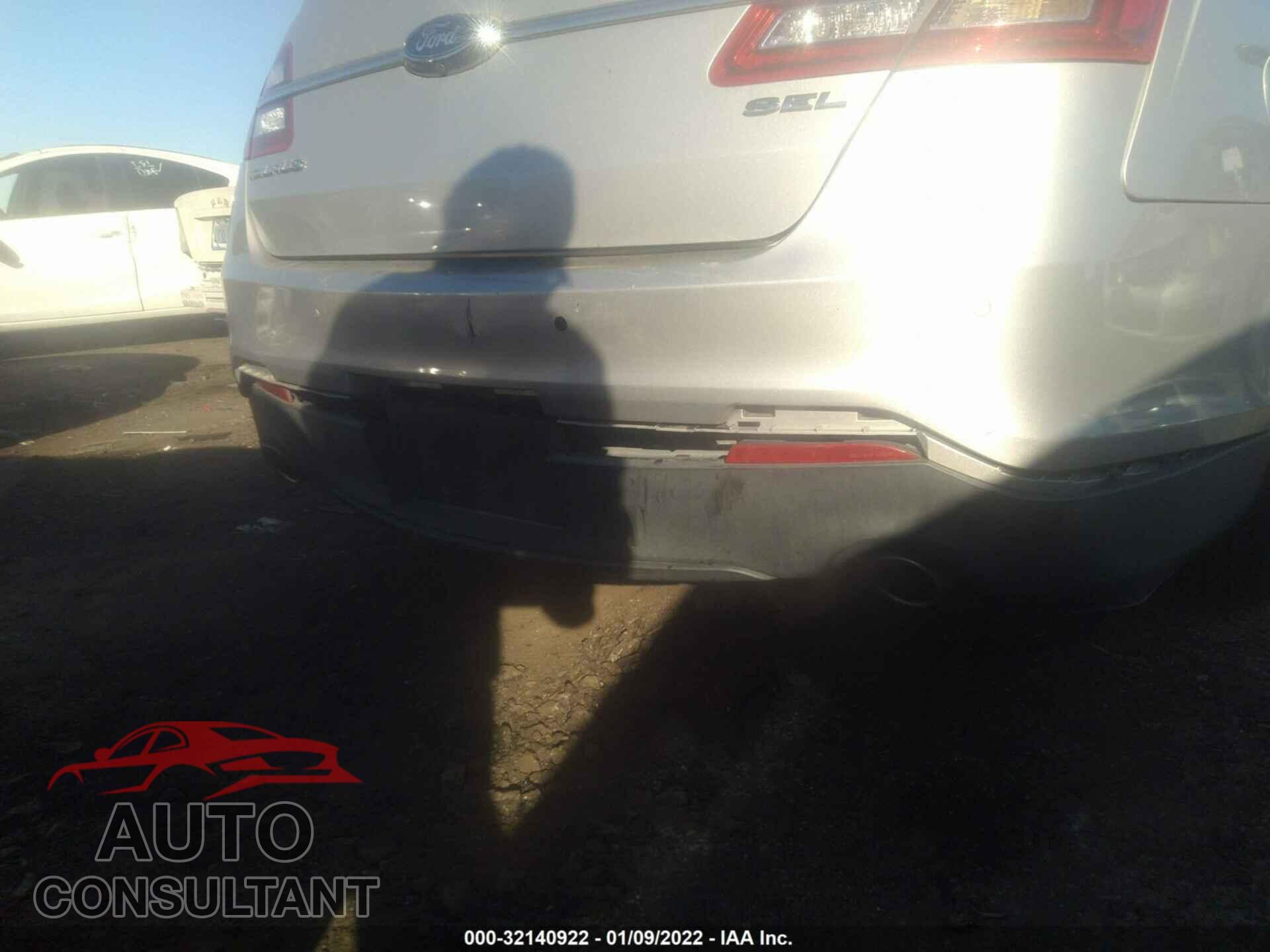 FORD TAURUS 2016 - 1FAHP2E84GG117709
