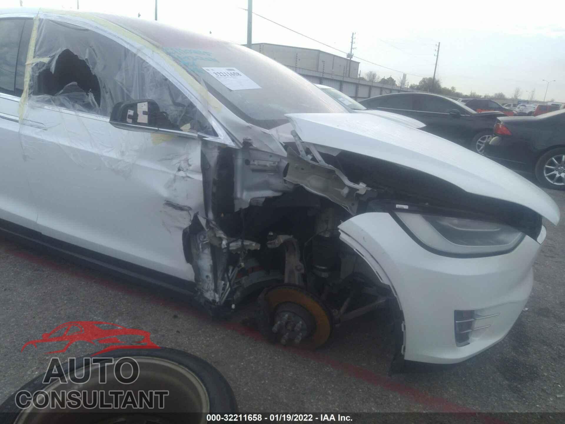 TESLA MODEL X 2017 - 5YJXCAE28HF058098