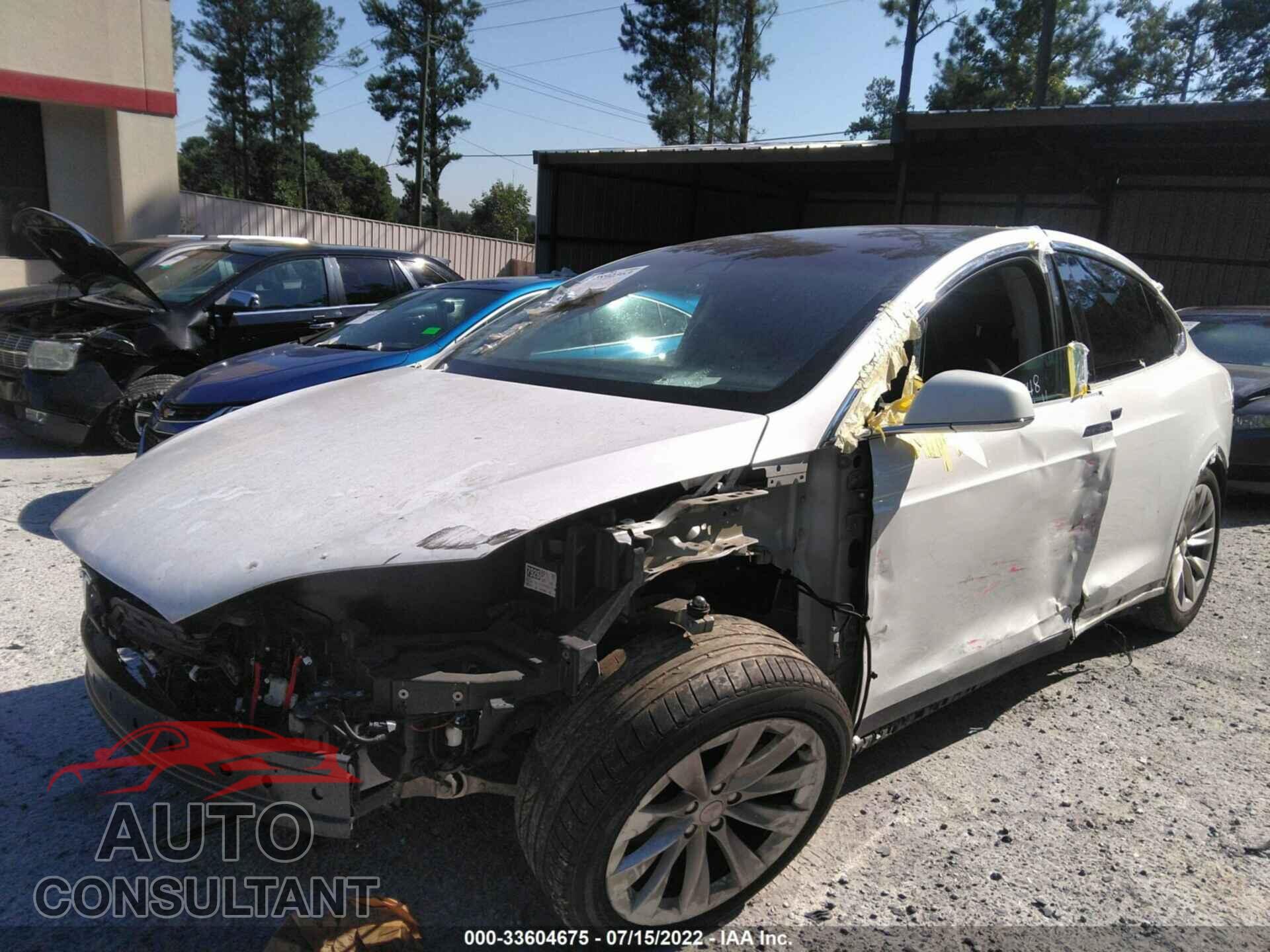 TESLA MODEL X 2017 - 5YJXCBE20HF070252