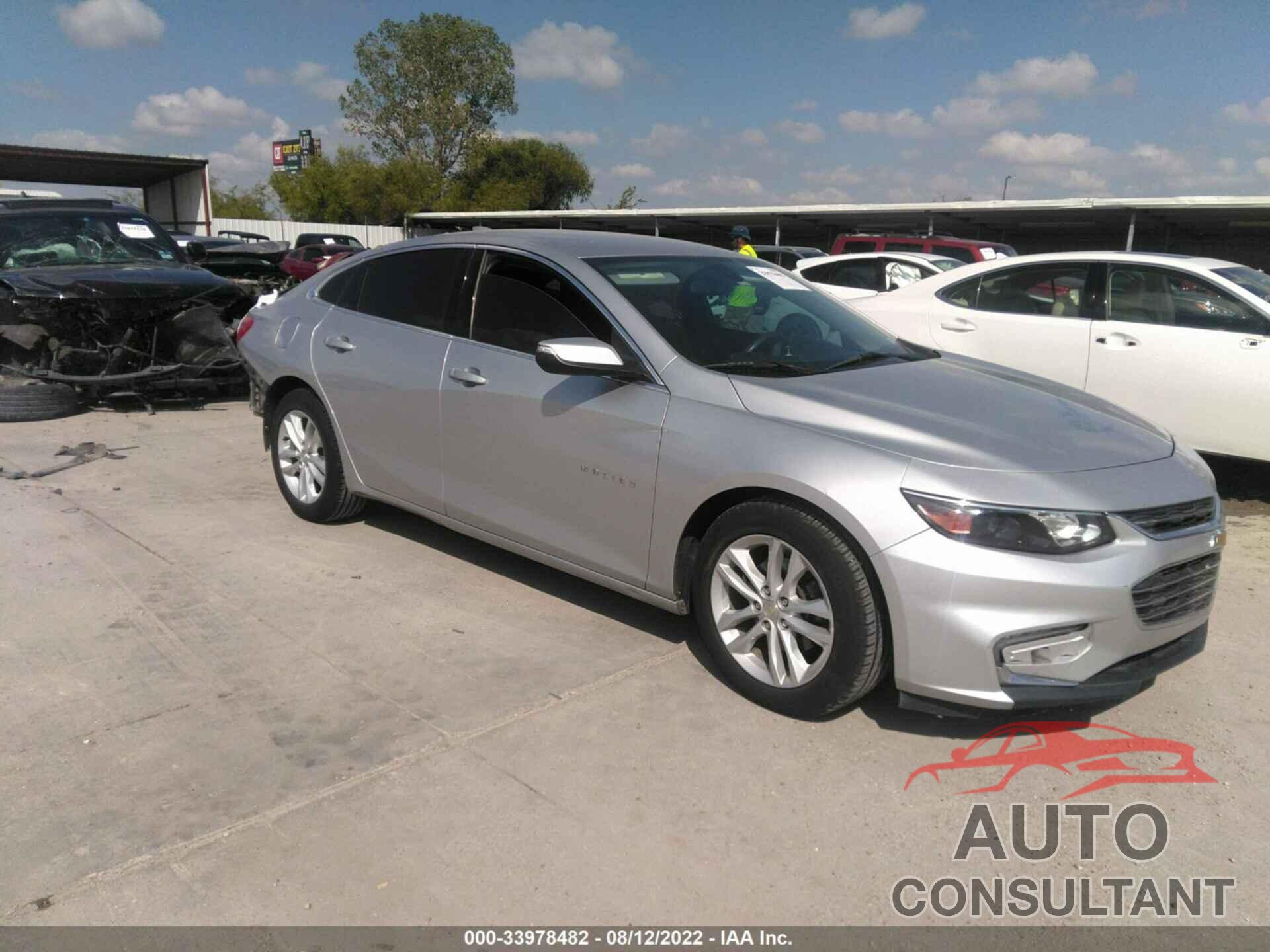 CHEVROLET MALIBU 2017 - 1G1ZE5ST7HF152999