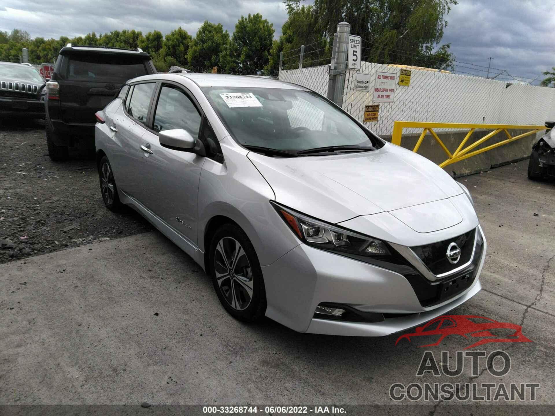 NISSAN LEAF 2019 - 1N4AZ1CP8KC320814