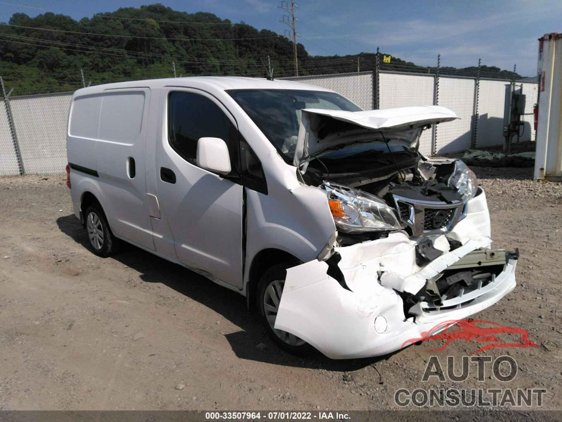 NISSAN NV200 COMPACT CARGO 2017 - 3N6CM0KN7HK707317