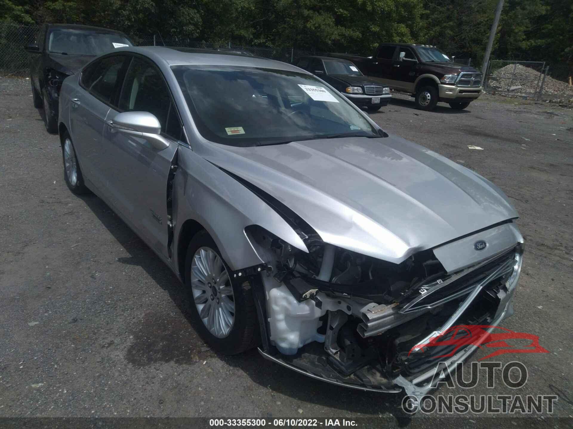 FORD FUSION ENERGI 2016 - 3FA6P0PU0GR373487