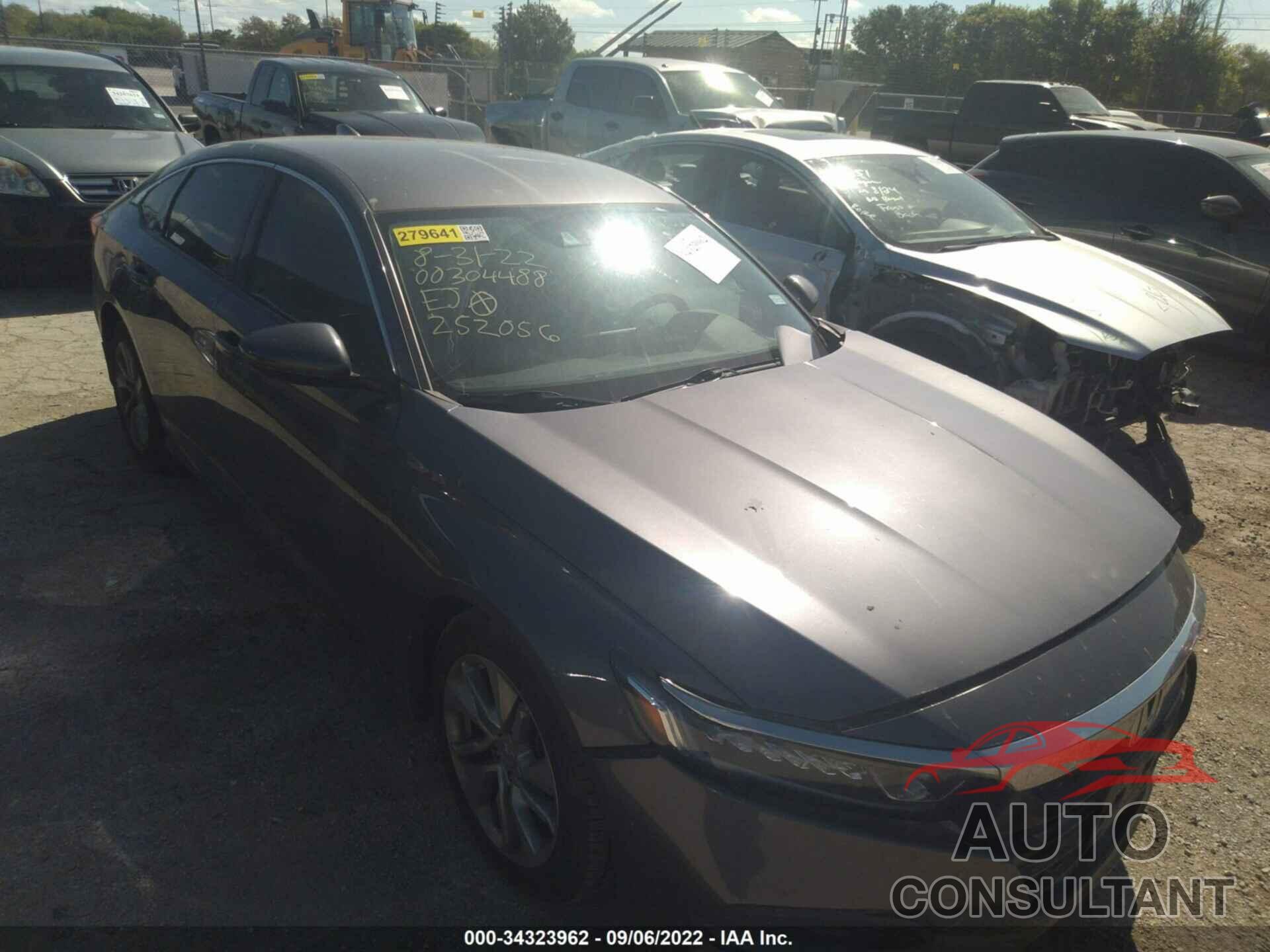 HONDA ACCORD SEDAN 2018 - 1HGCV1F10JA252056