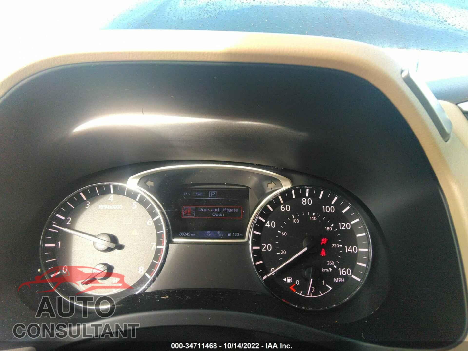 NISSAN PATHFINDER 2019 - 5N1DR2MM1KC647410