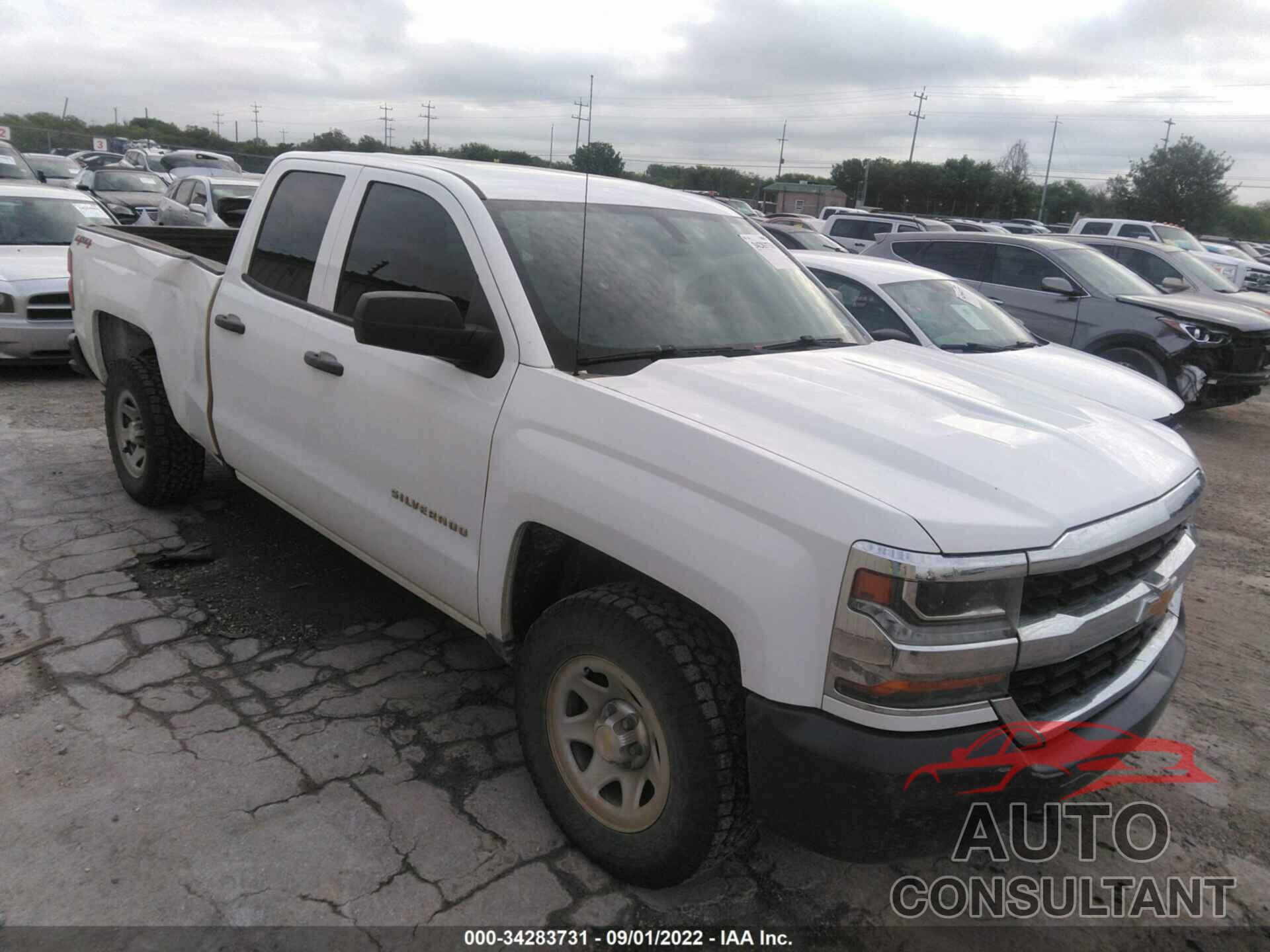 CHEVROLET SILVERADO 1500 2018 - 1GCVKNEC1JZ208143