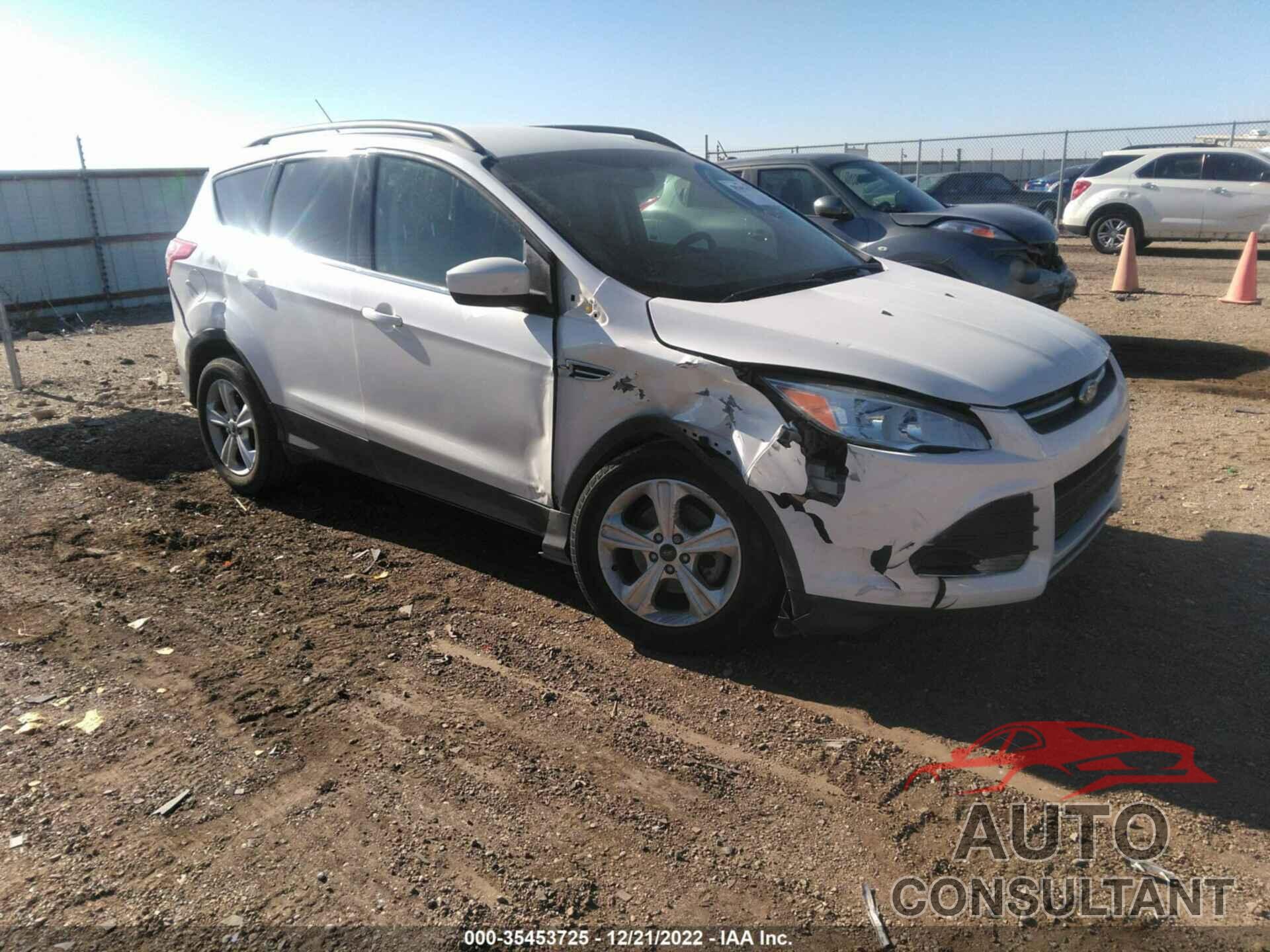 FORD ESCAPE 2016 - 1FMCU0GX6GUB58071