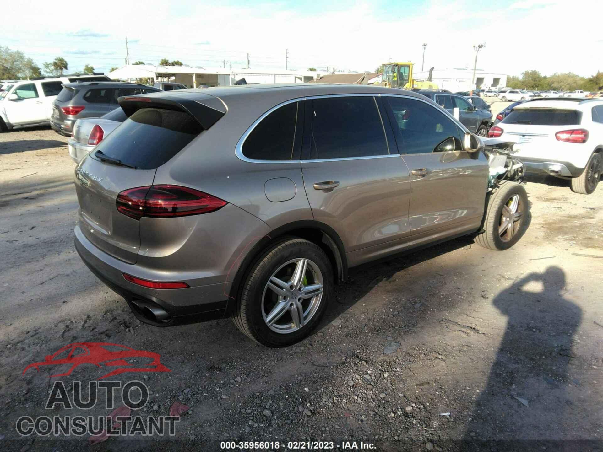 PORSCHE CAYENNE 2016 - WP1AE2A23GLA63747