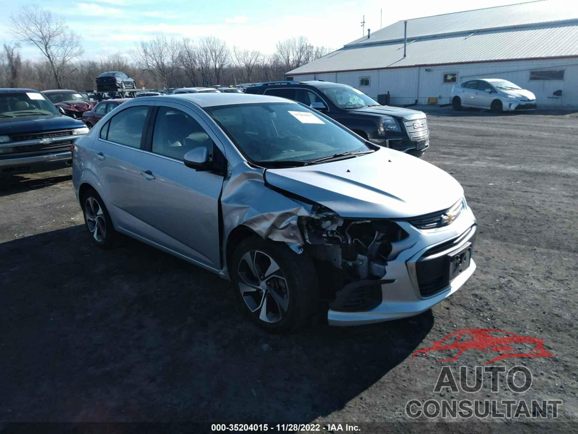 CHEVROLET SONIC 2017 - 1G1JF5SB5H4130206