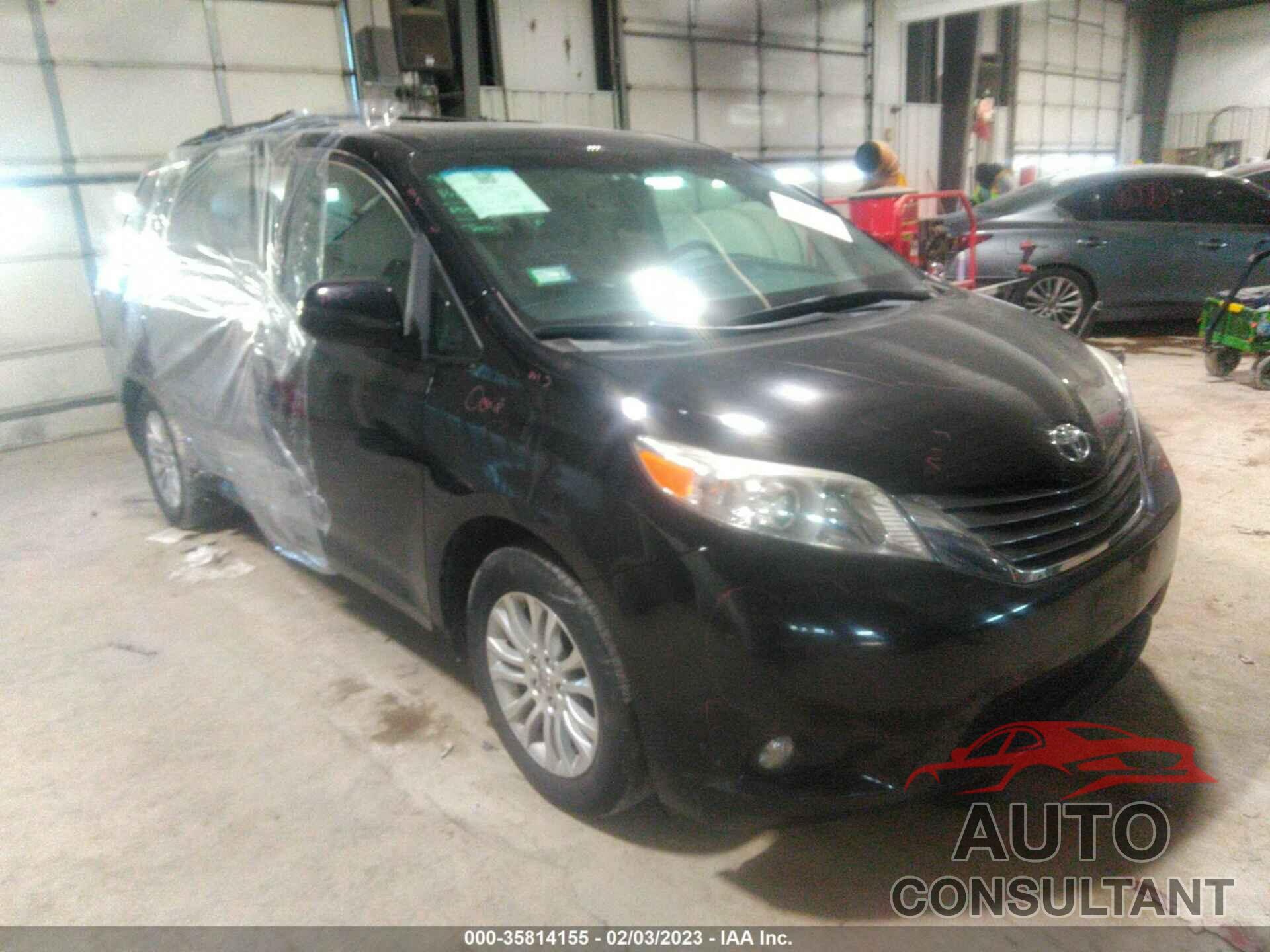 TOYOTA SIENNA 2015 - 5TDYK3DC2FS670688