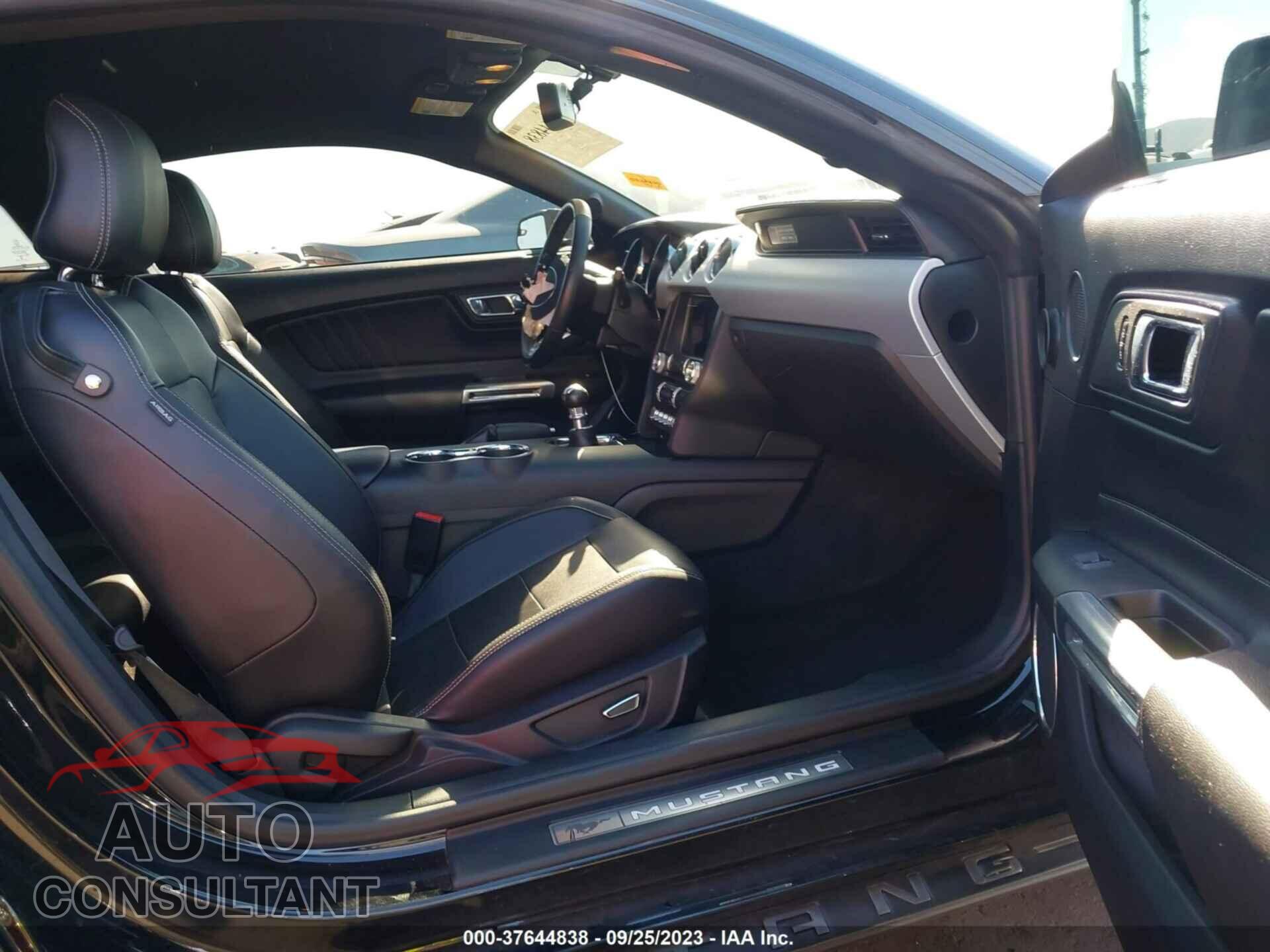 FORD MUSTANG 2017 - 1FA6P8CF4H5299257