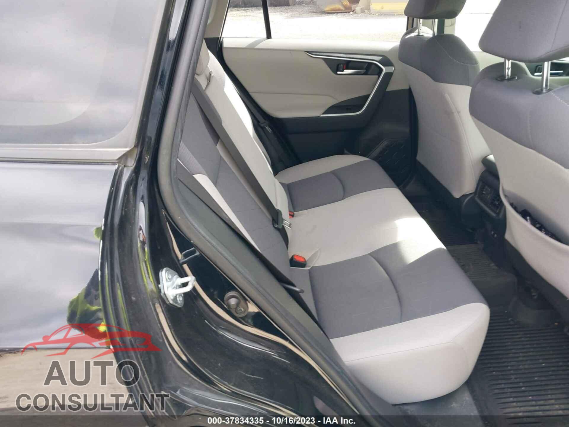TOYOTA RAV4 2021 - JTMP1RFV3MD074076