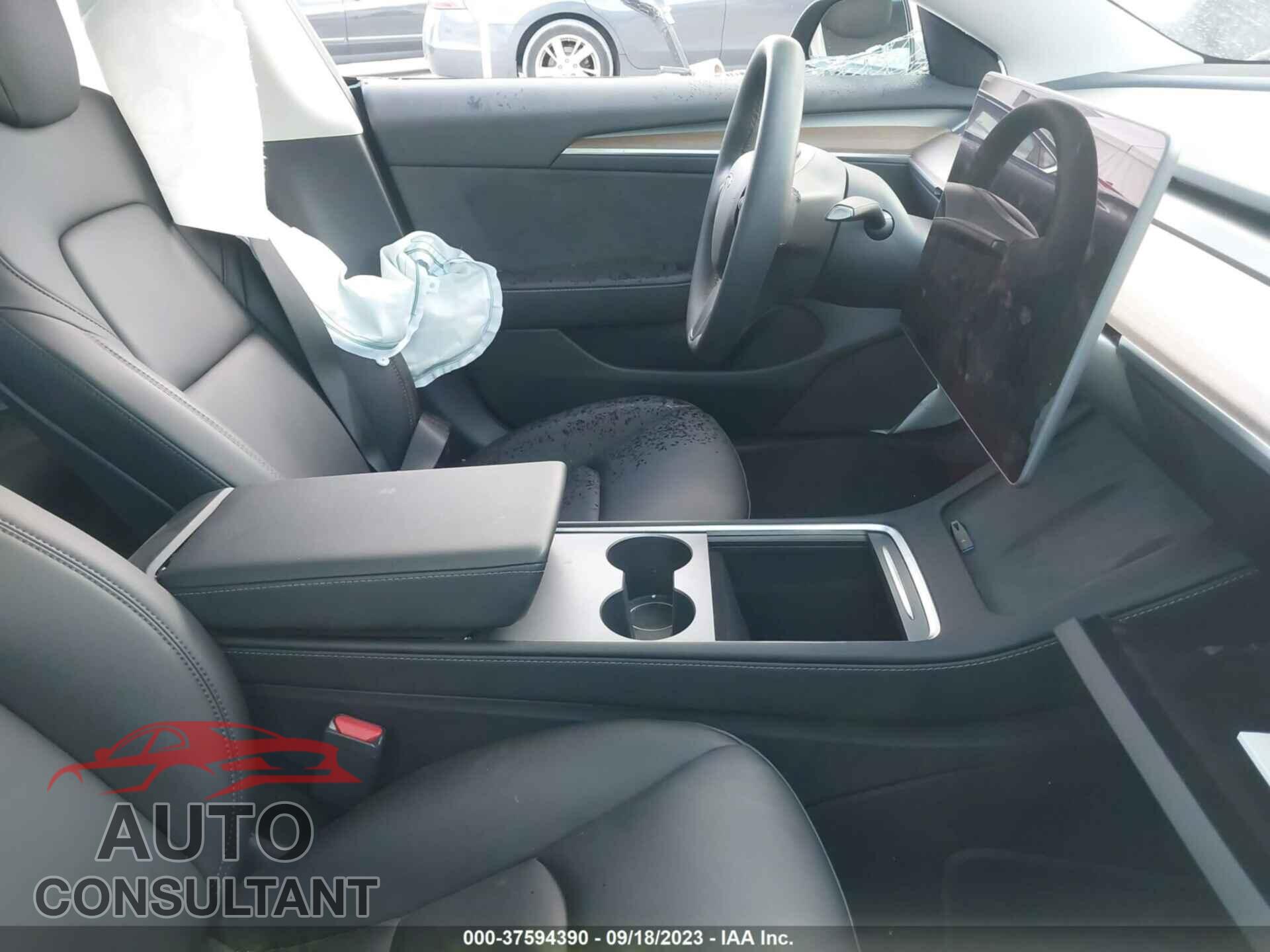 TESLA MODEL 3 2023 - 5YJ3E1EA0PF396030