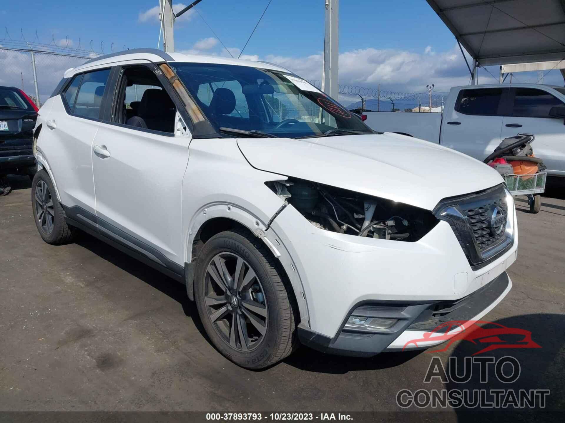 NISSAN KICKS 2018 - 3N1CP5CU1JL513219