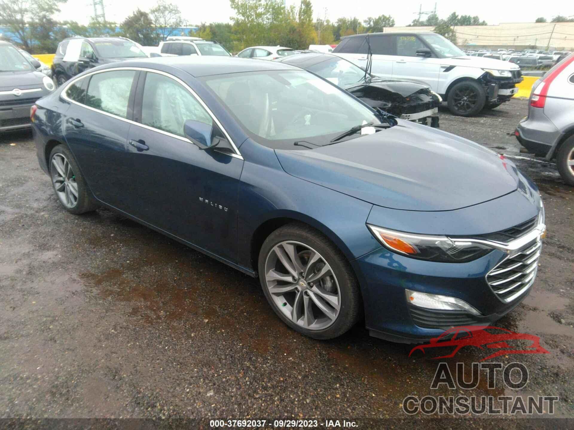 CHEVROLET MALIBU 2022 - 1G1ZD5ST3NF123725
