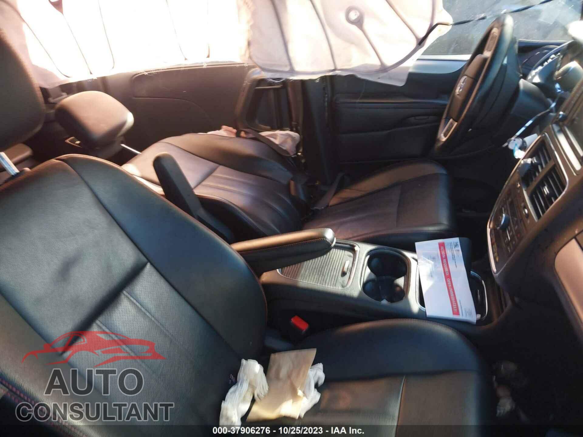 DODGE GRAND CARAVAN 2016 - 2C4RDGEG0GR319635