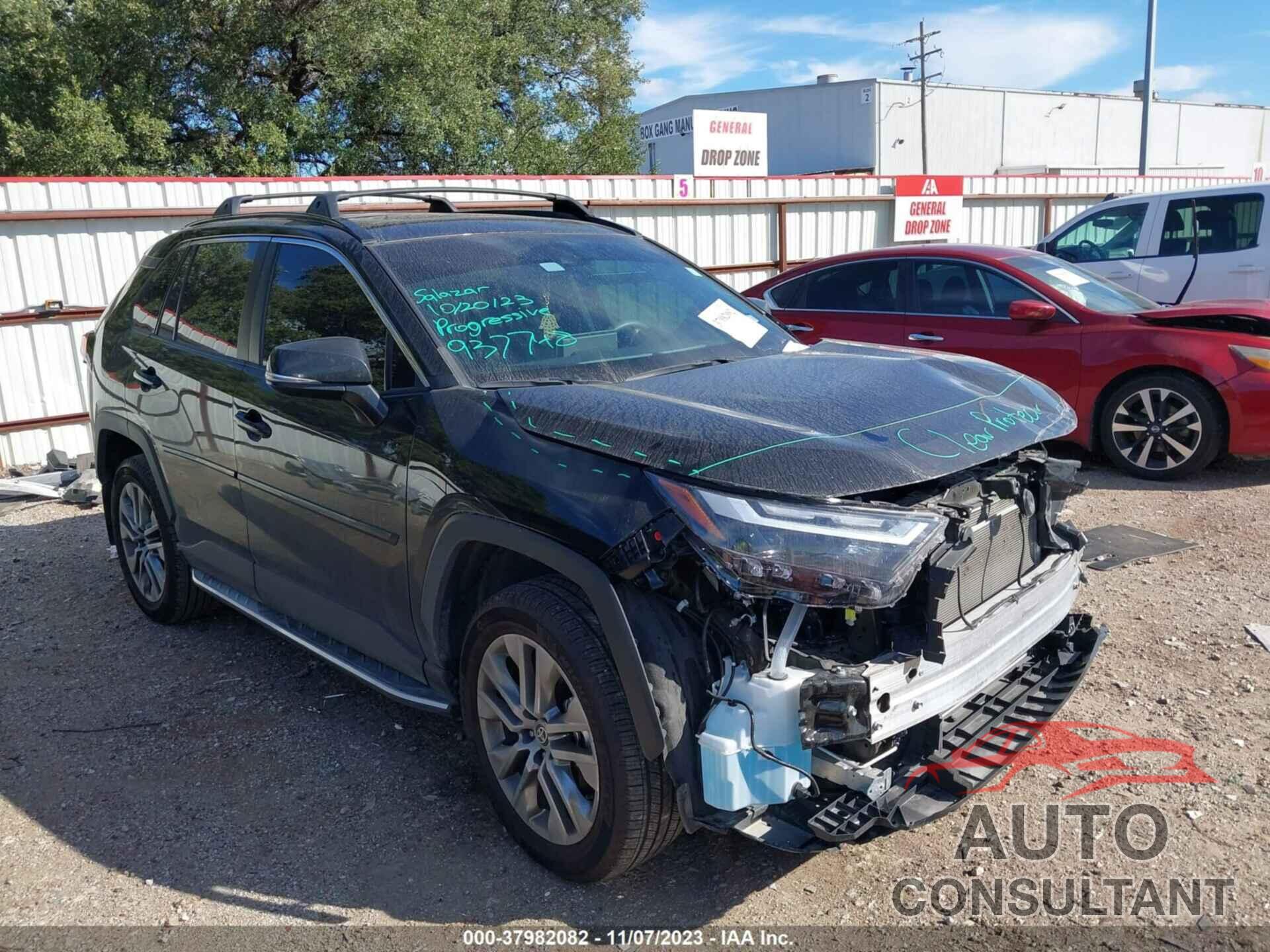 TOYOTA RAV4 2023 - 2T3C1RFVXPW261000
