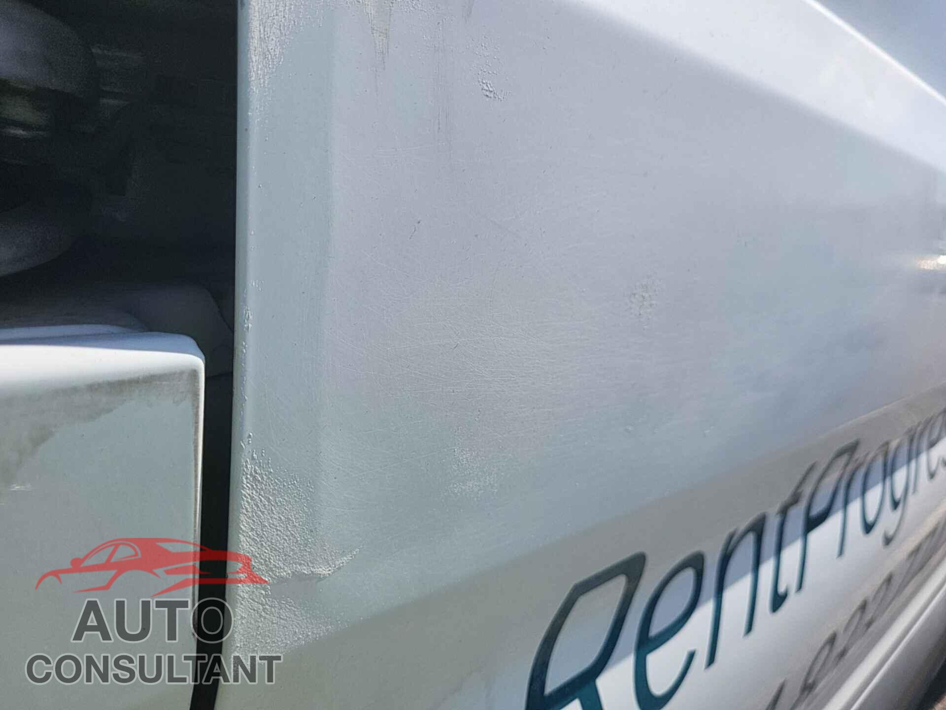 FORD TRANSIT 2017 - 1FTYR2CM5HKB06477