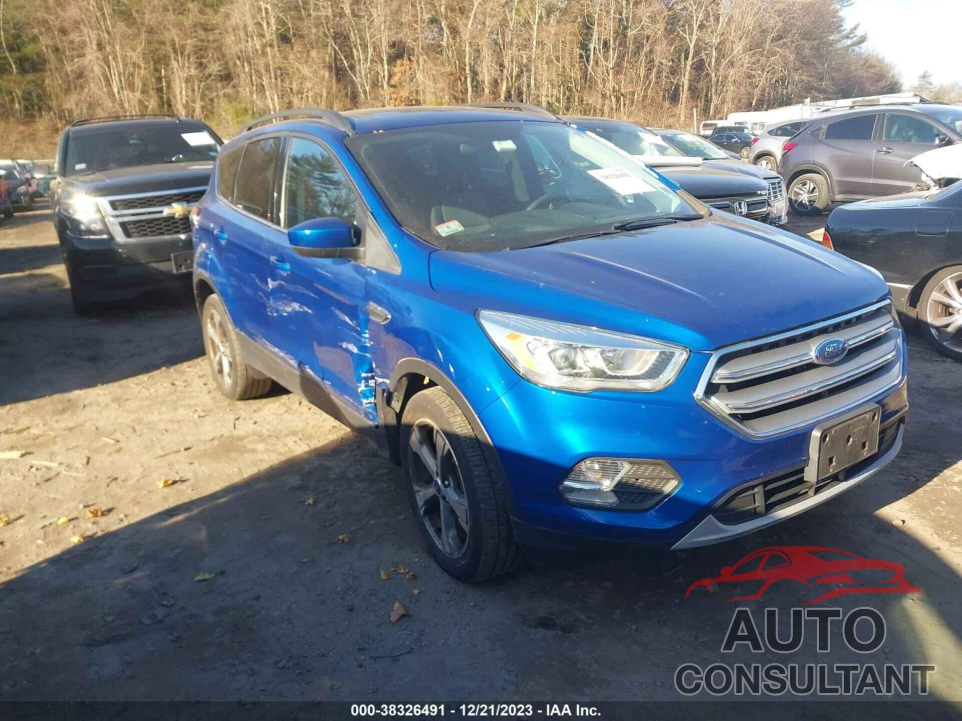 FORD ESCAPE 2017 - 1FMCU9G97HUB84525
