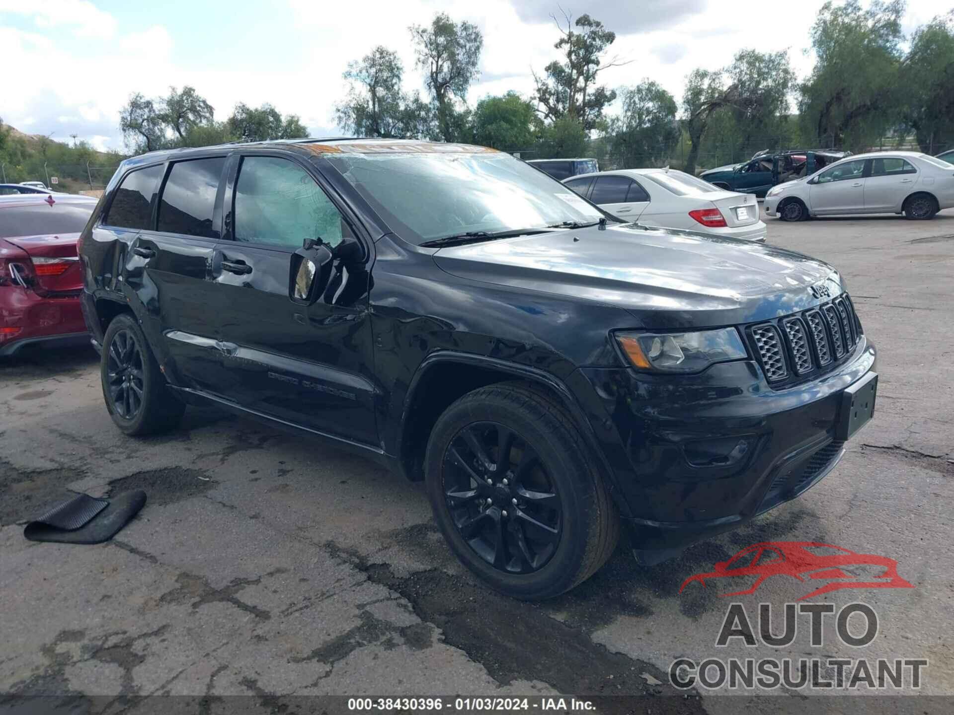 JEEP GRAND CHEROKEE 2018 - 1C4RJEAG3JC392002