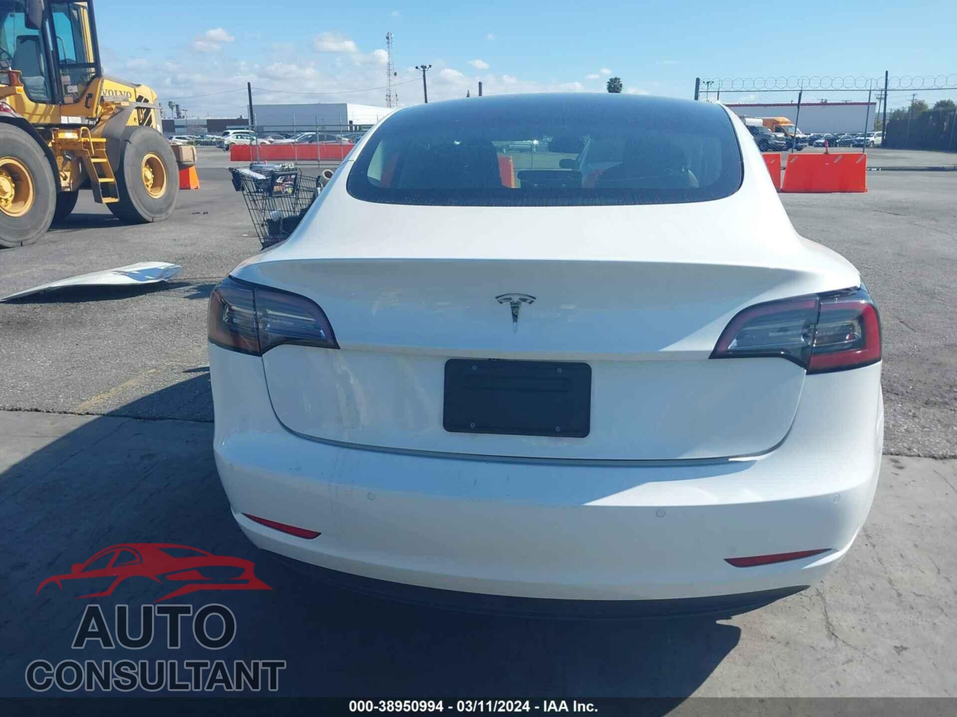 TESLA MODEL 3 2021 - 5YJ3E1EA0MF074662