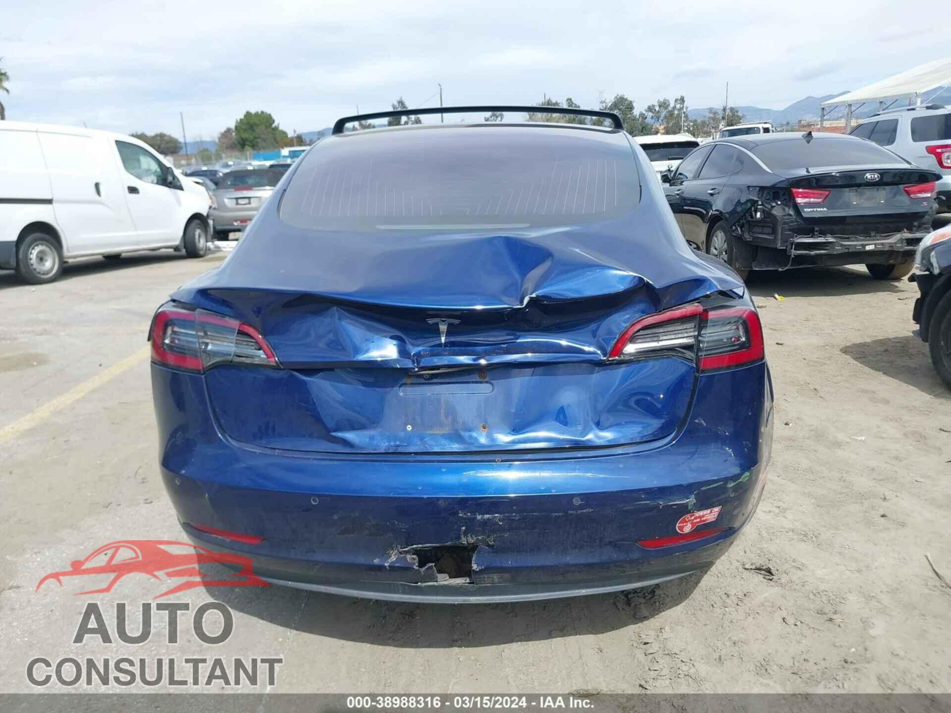 TESLA MODEL 3 2018 - 5YJ3E1EA8JF035863