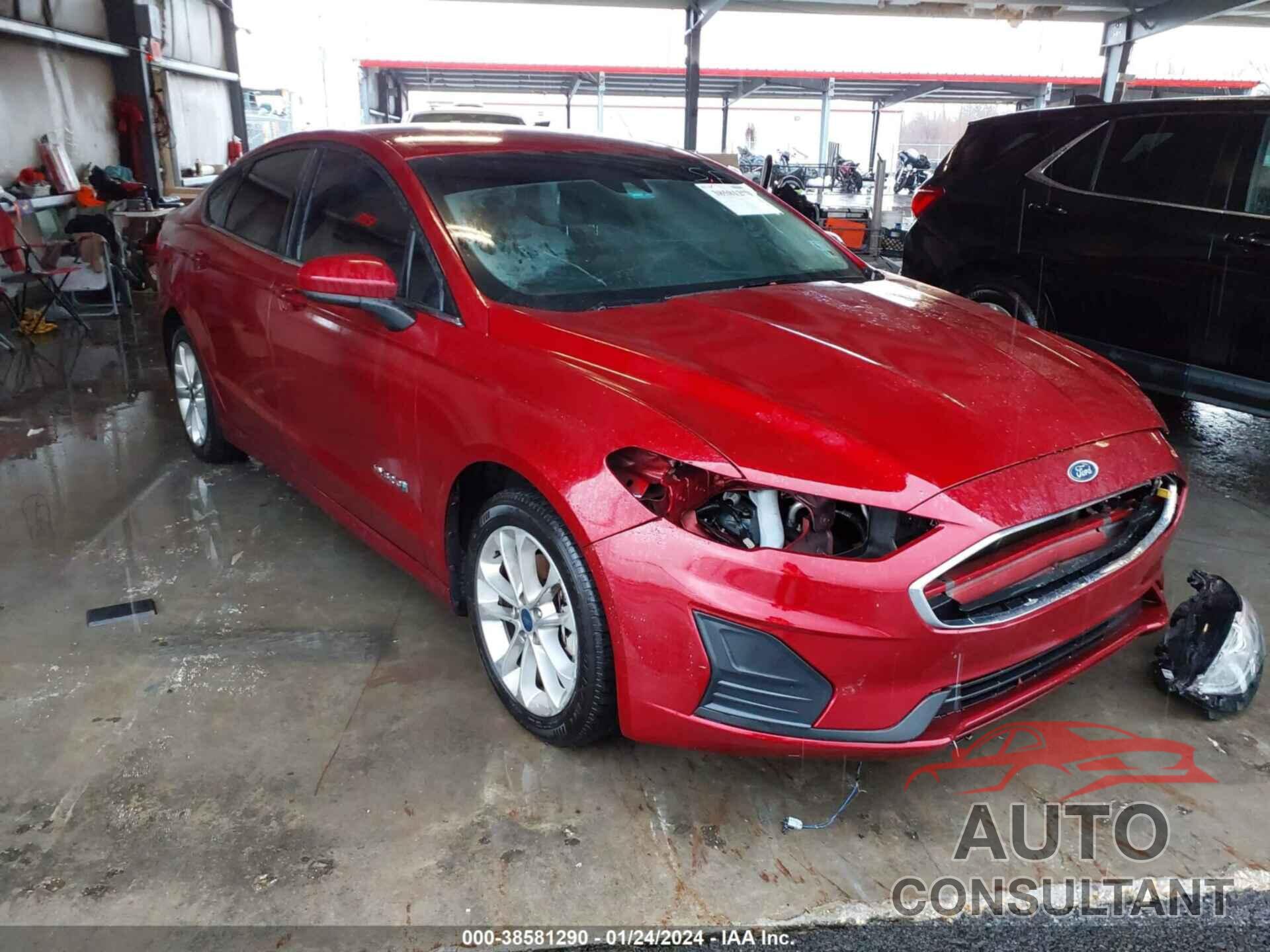 FORD FUSION HYBRID 2019 - 3FA6P0LU7KR204503