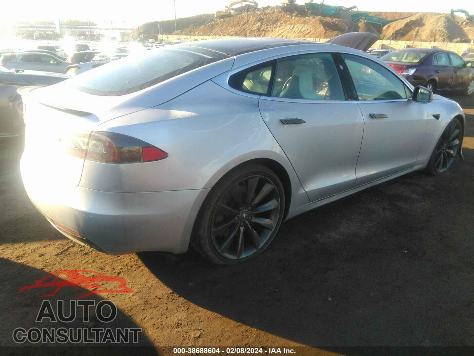 TESLA MODEL S 2017 - 5YJSA1E23HF201409