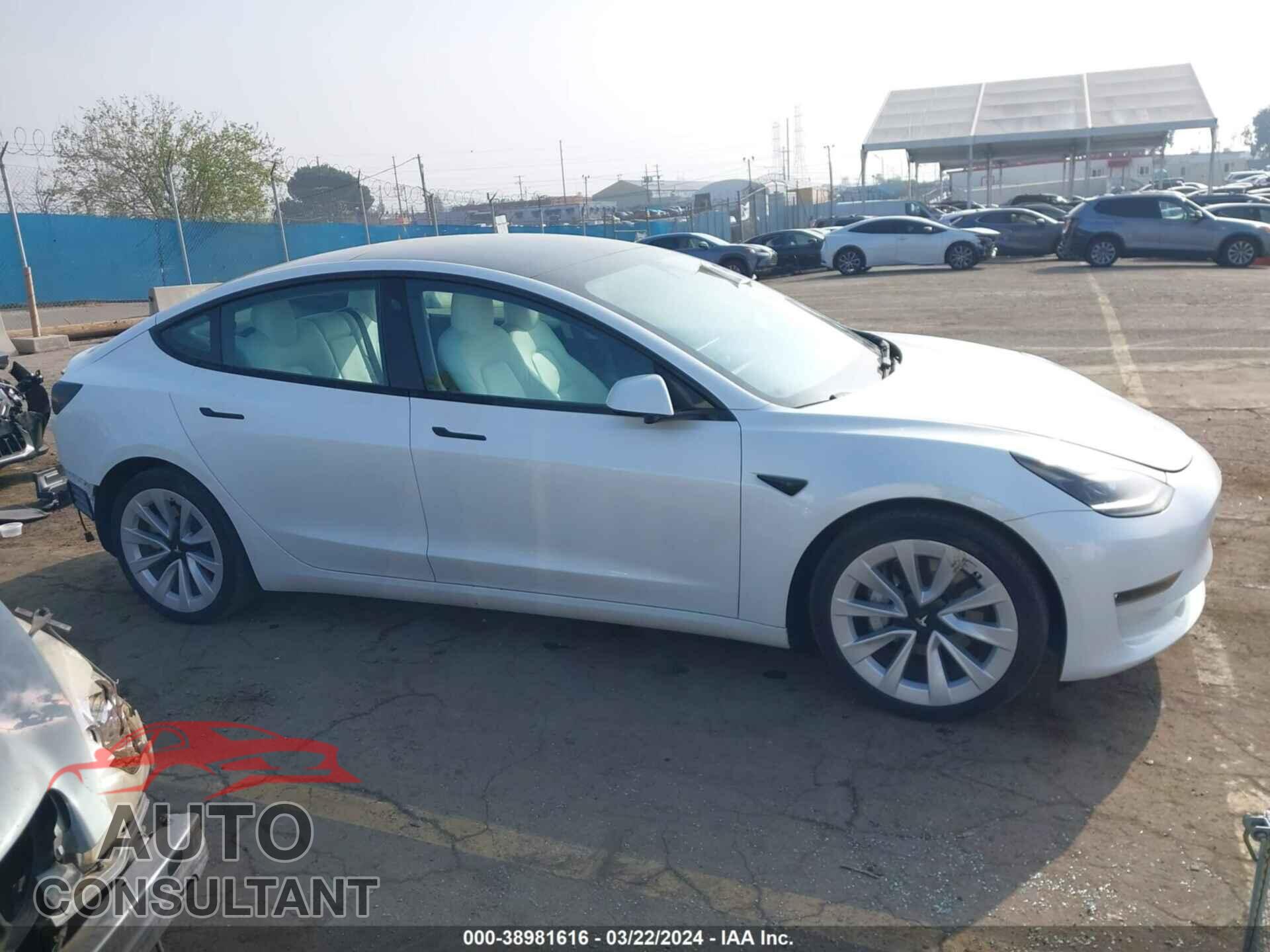 TESLA MODEL 3 2022 - 5YJ3E1EB4NF268685
