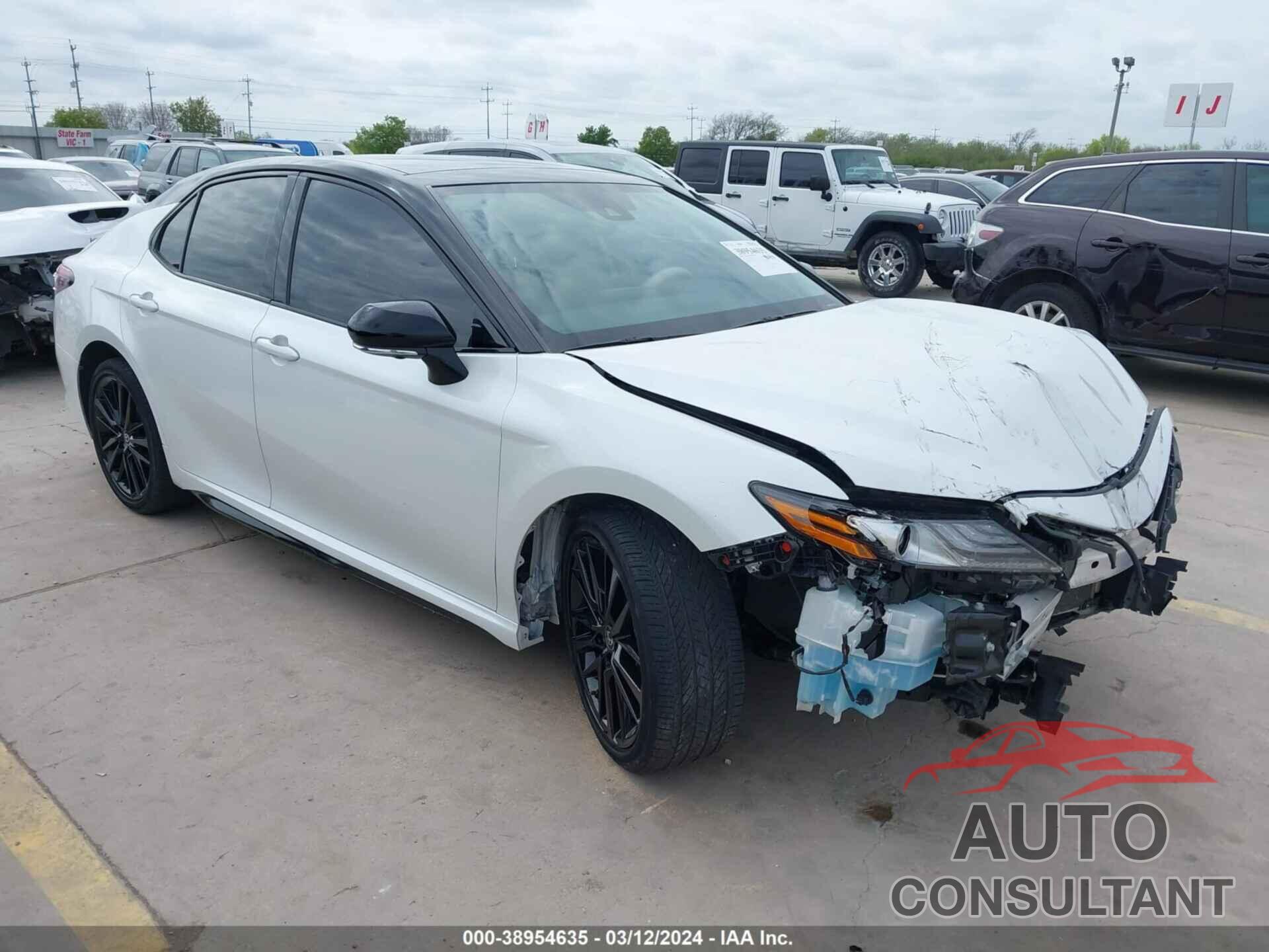 TOYOTA CAMRY 2021 - 4T1KZ1AK9MU054430