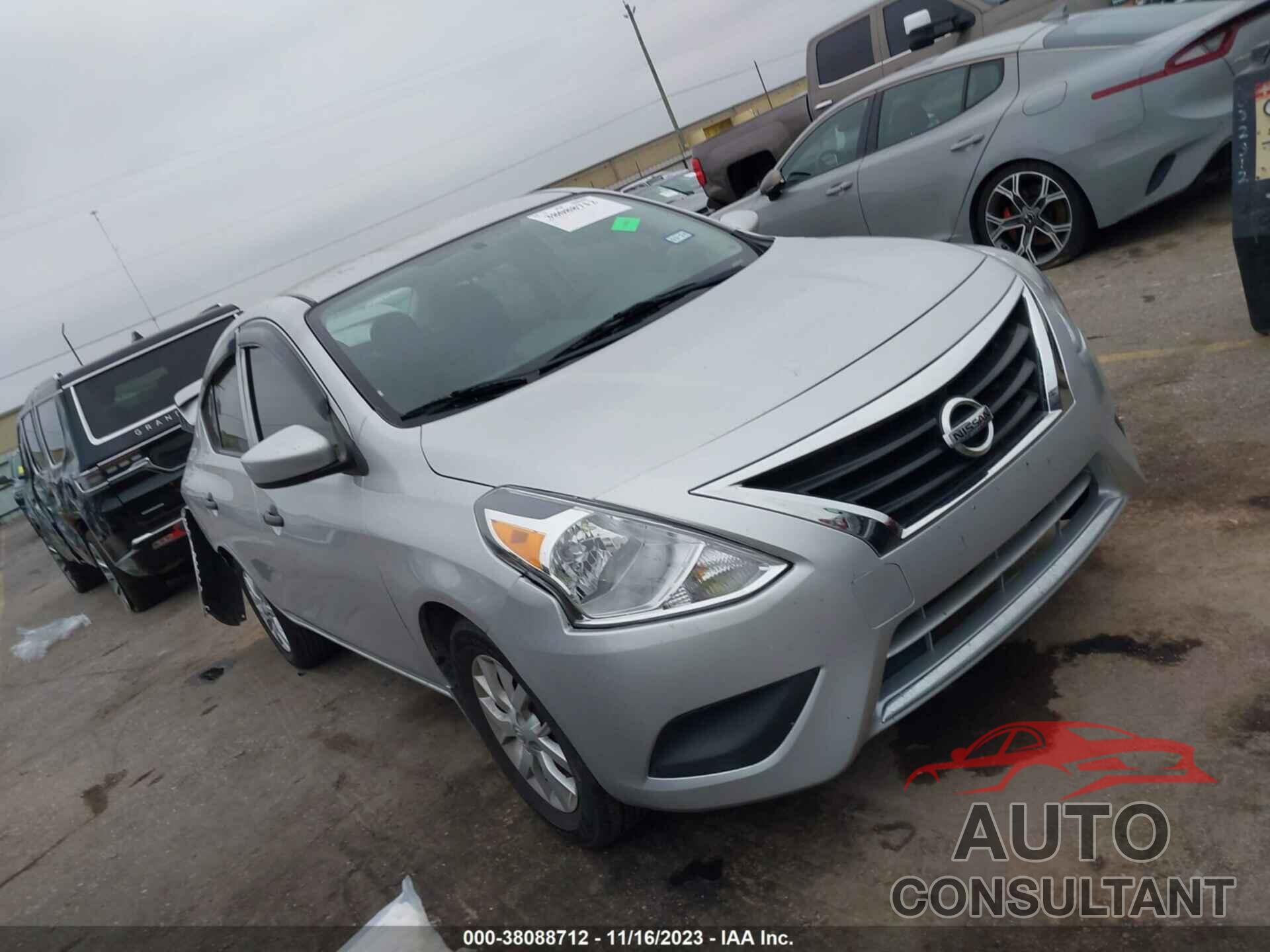 NISSAN VERSA 2017 - 3N1CN7AP1HL856735