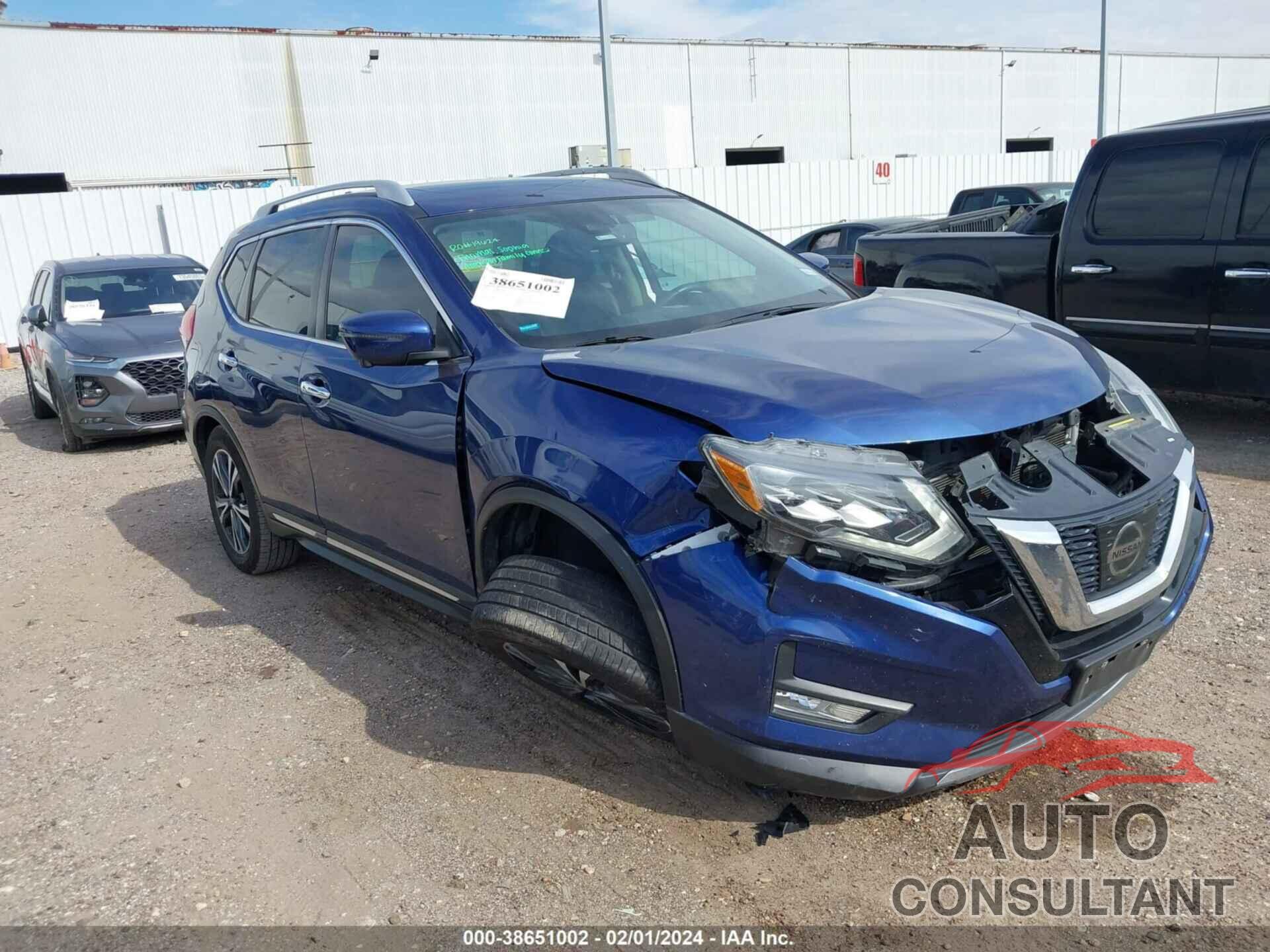 NISSAN ROGUE 2017 - 5N1AT2MT8HC864196