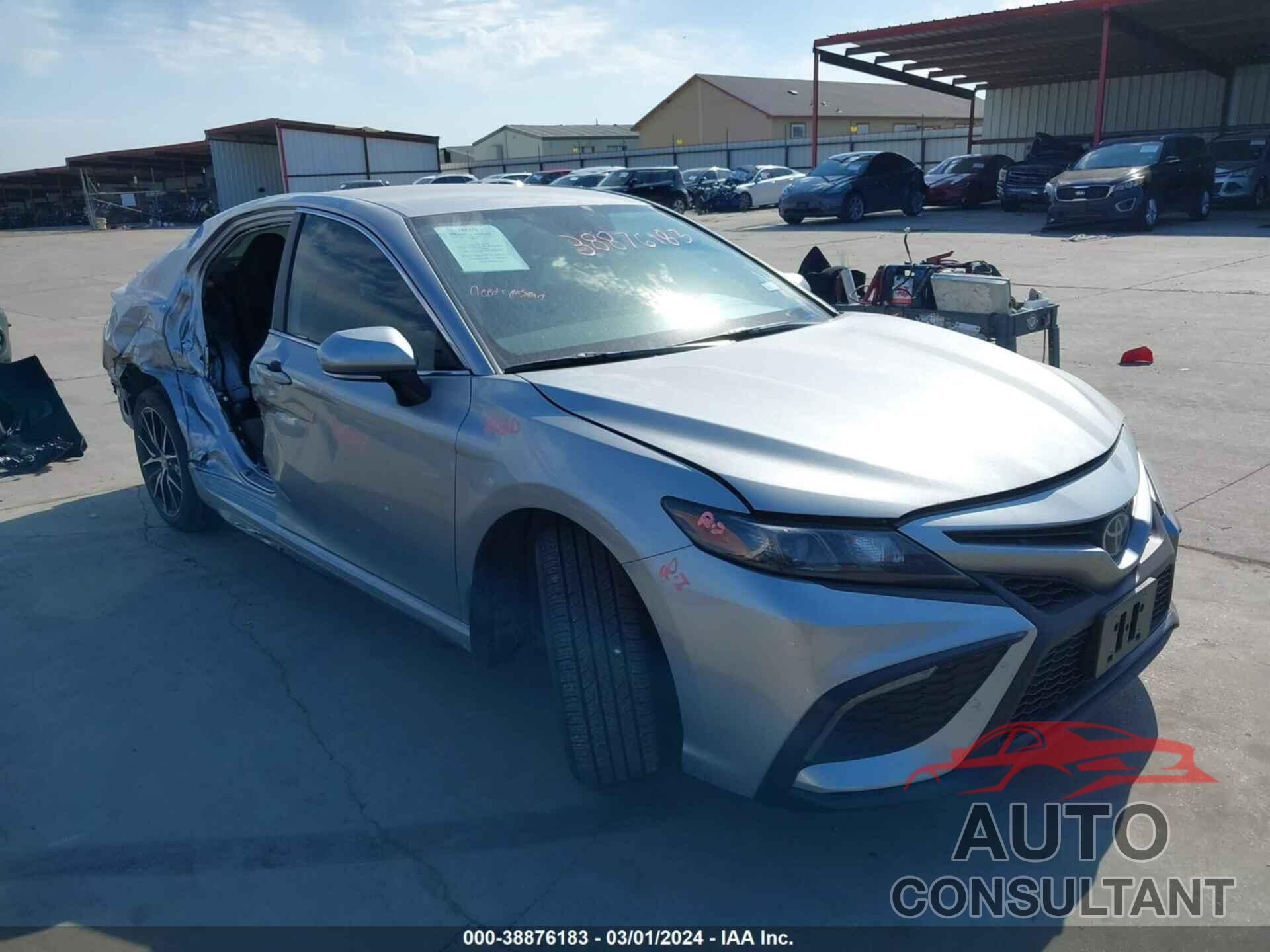 TOYOTA CAMRY 2024 - 4T1T11AKXRU854320