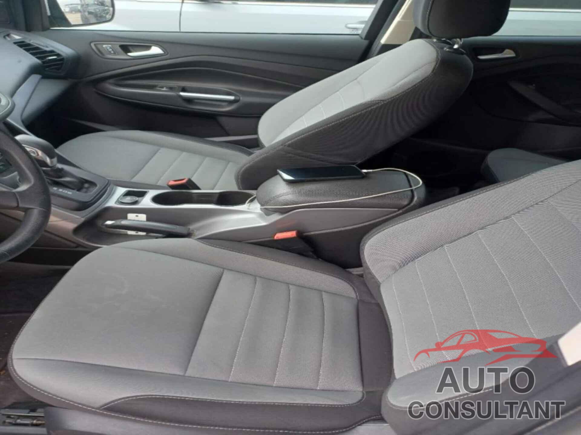 FORD ESCAPE 2016 - 1FMCU9G93GUC42791