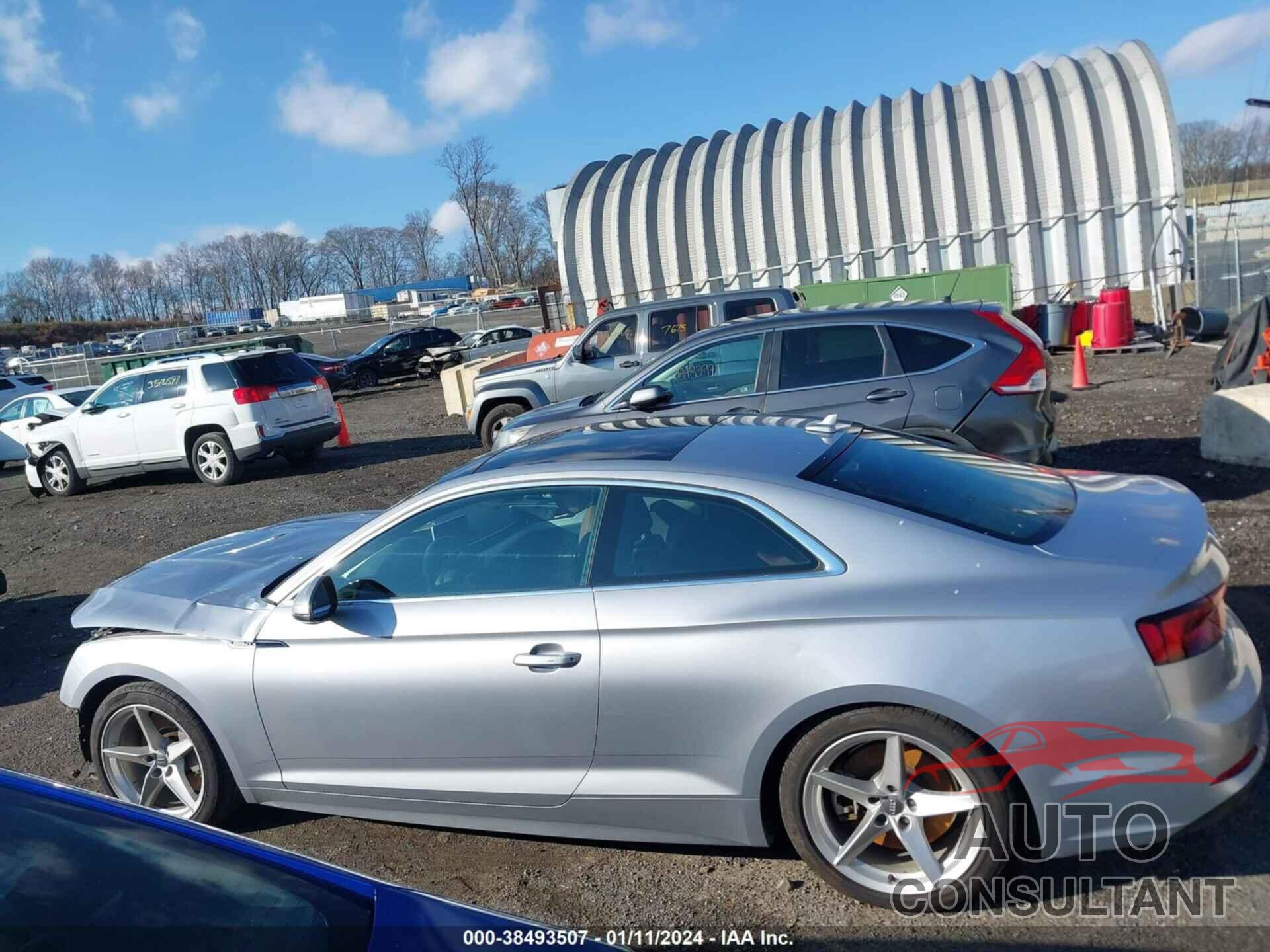 AUDI A5 2019 - WAUTNAF58KA059122