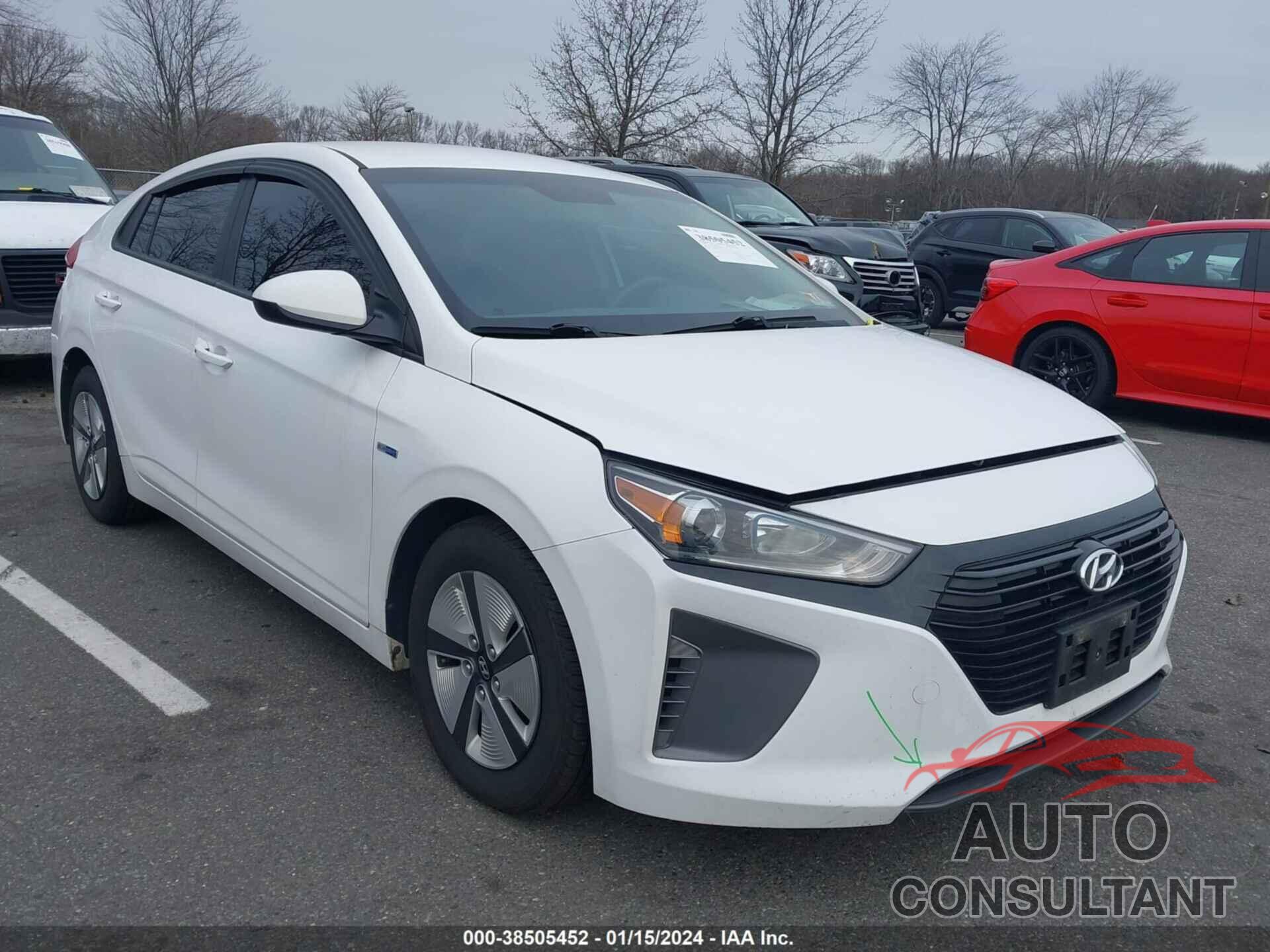 HYUNDAI IONIQ HYBRID 2018 - KMHC65LC4JU074090