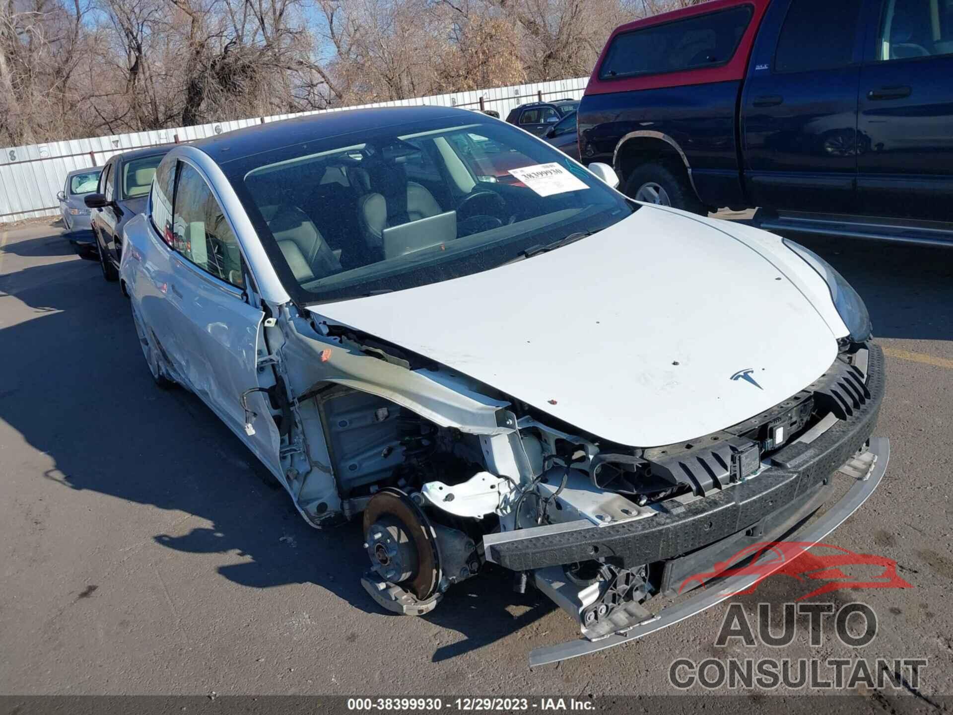 TESLA MODEL 3 2018 - 5YJ3E1EBXJF092347