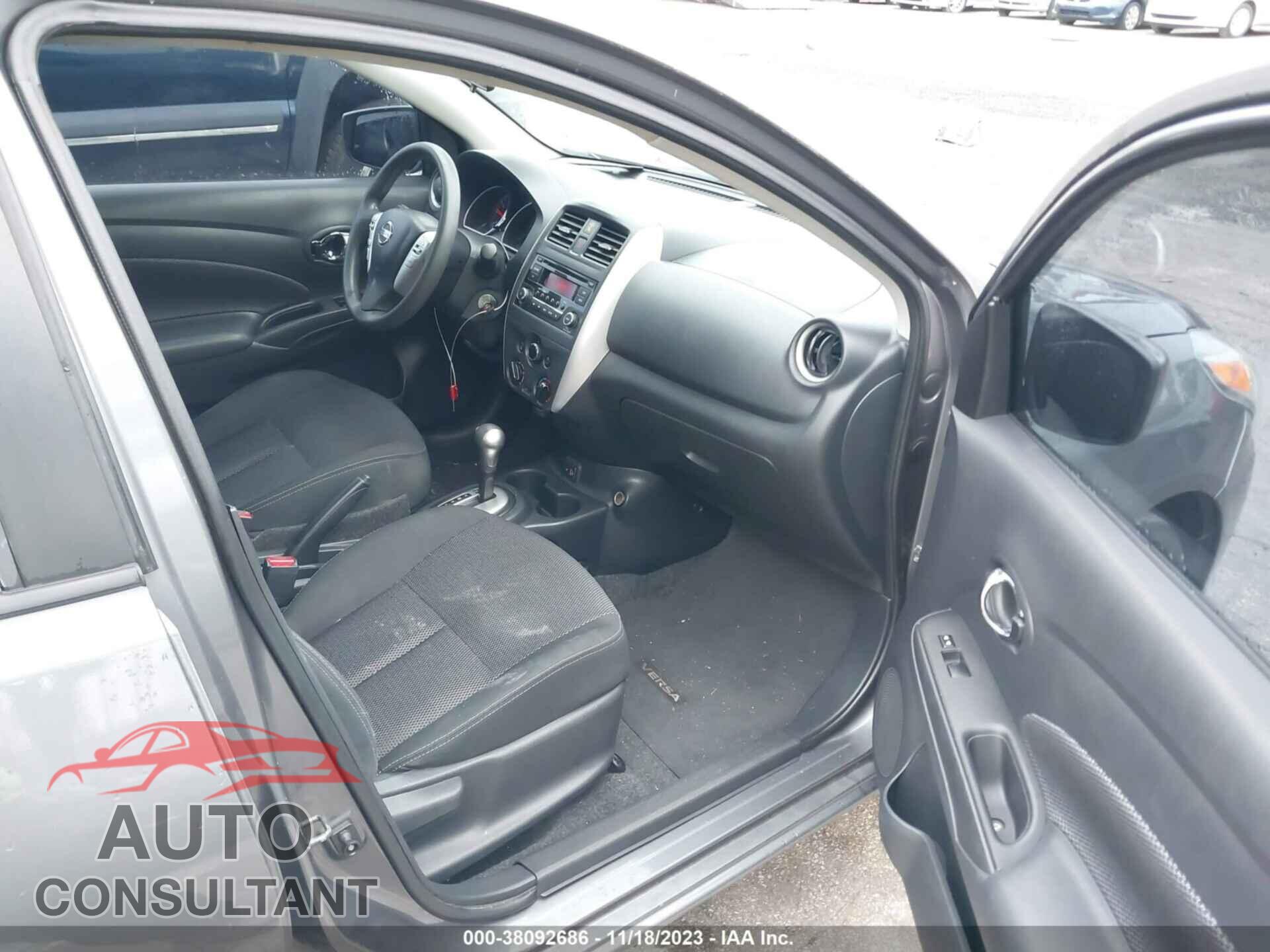 NISSAN VERSA 2017 - 3N1CN7AP1HL817529