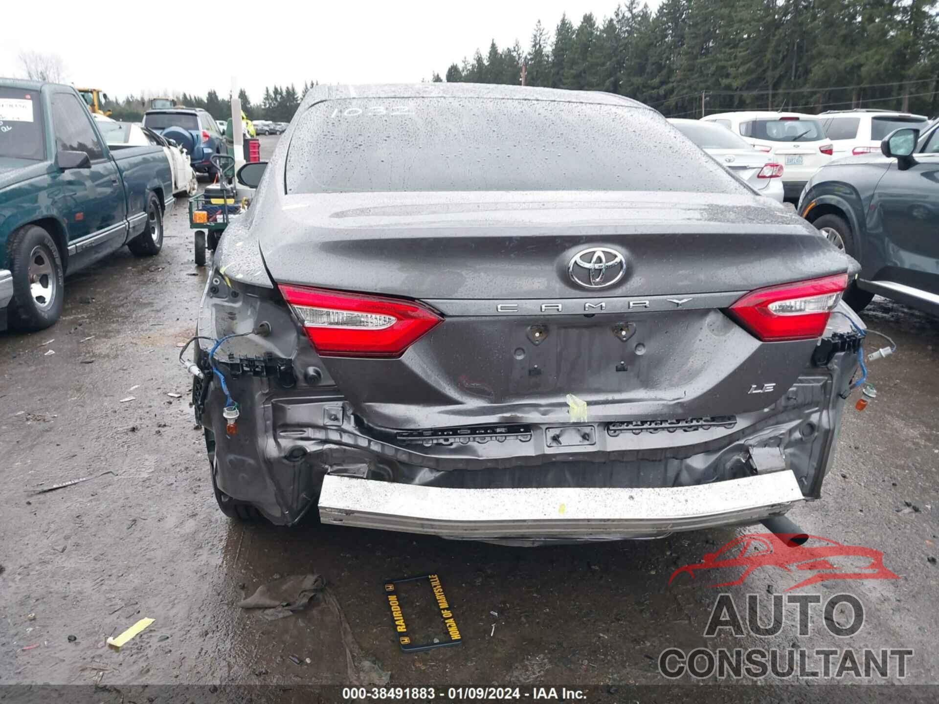 TOYOTA CAMRY 2018 - 4T1B11HKXJU117124