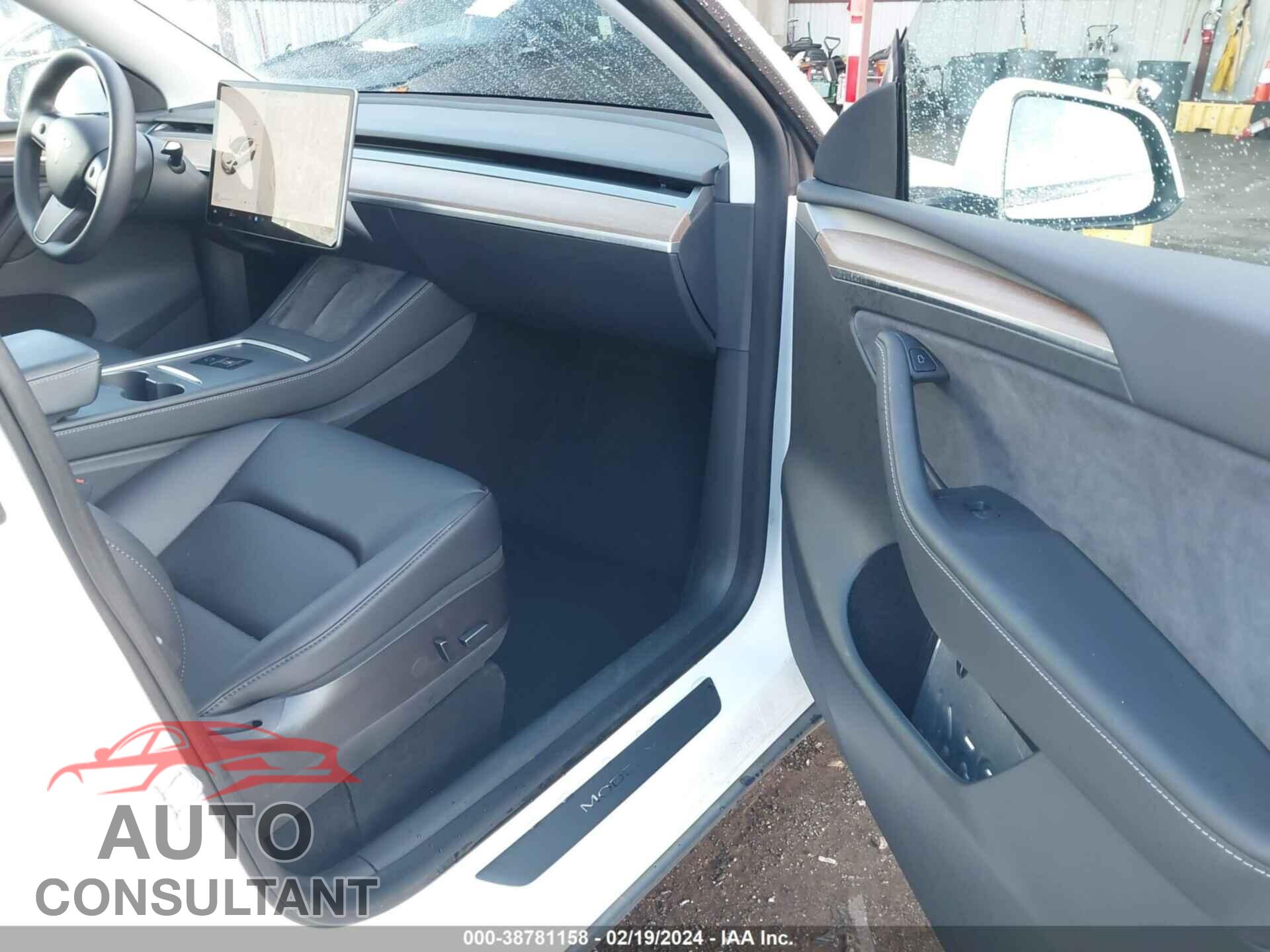 TESLA MODEL Y 2023 - 7SAYGDEEXPF590040