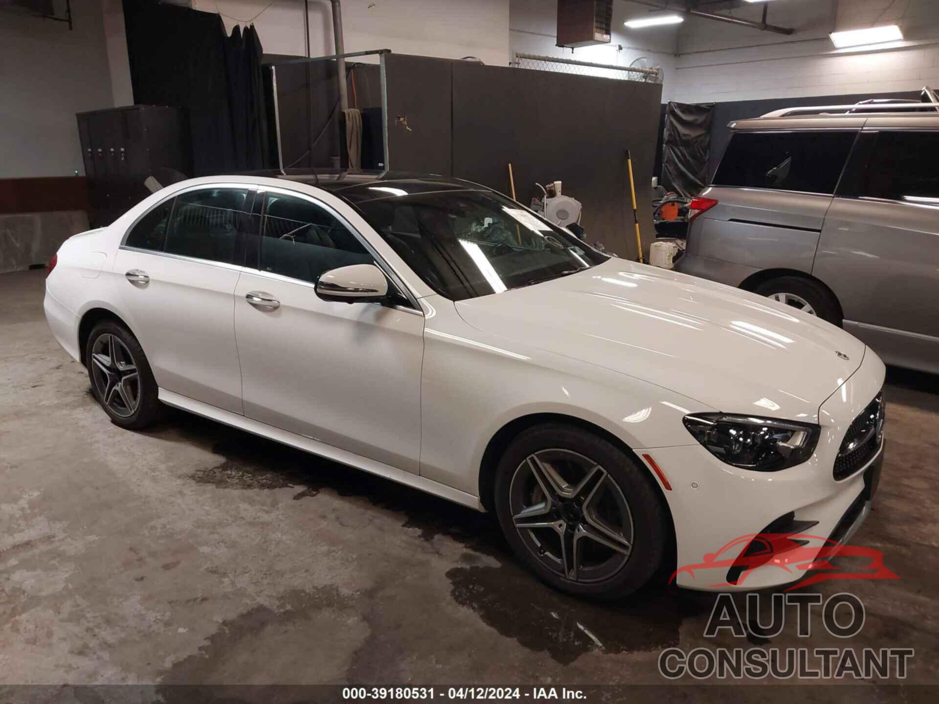 MERCEDES-BENZ E 350 2022 - W1KZF8EB7NB016759