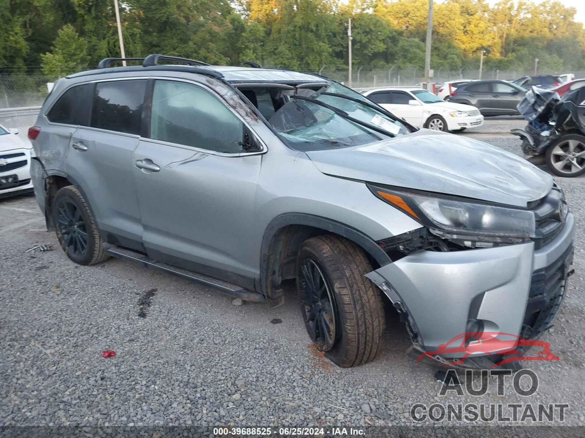 TOYOTA HIGHLANDER 2019 - 5TDKZRFH6KS569466