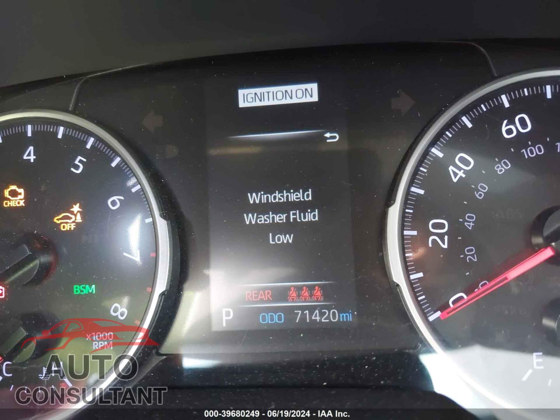 TOYOTA RAV4 2019 - JTMP1RFV0KD503090