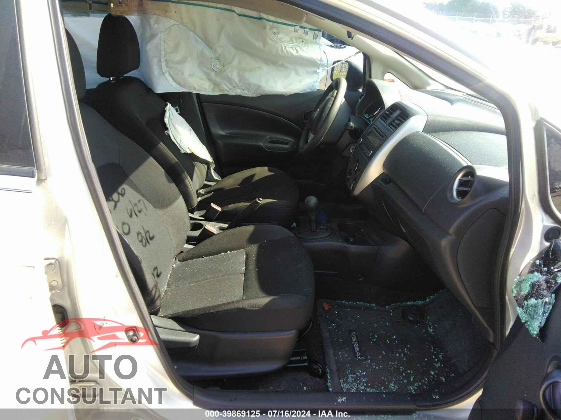 NISSAN VERSA NOTE 2016 - 3N1CE2CP1GL398306