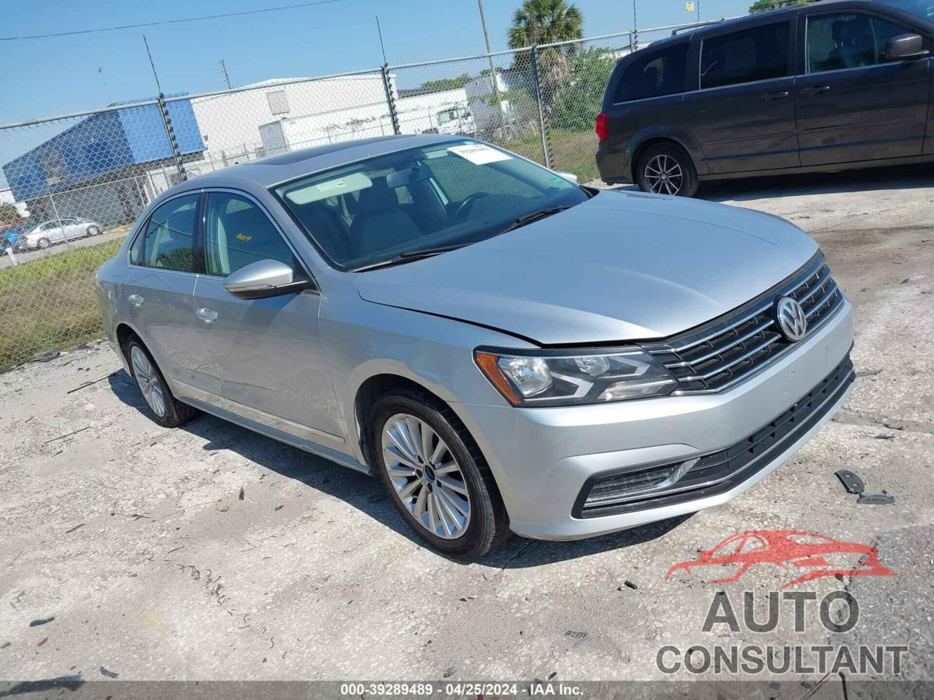 VOLKSWAGEN PASSAT 2017 - 1VWBT7A38HC035376